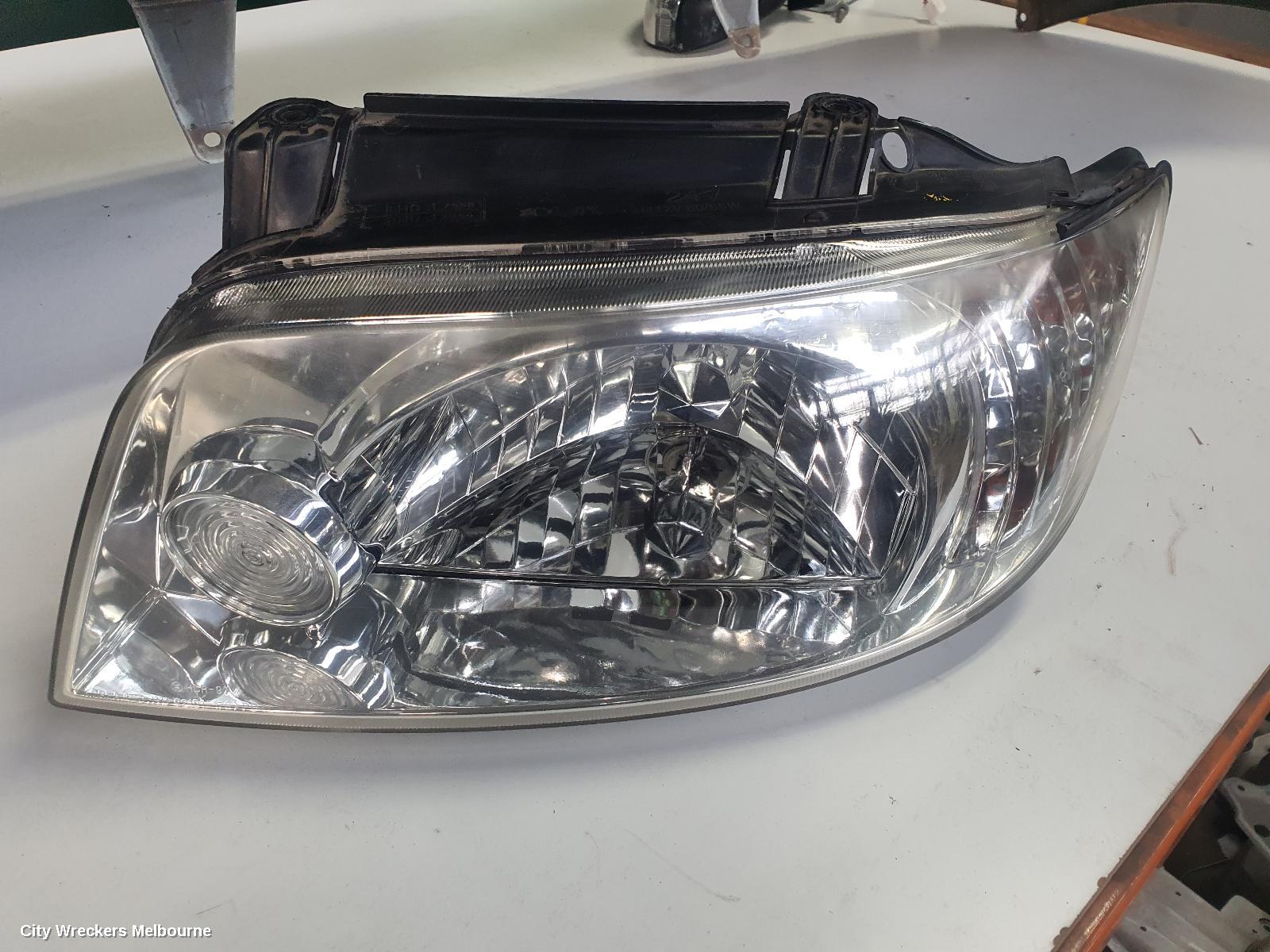 HYUNDAI ELANTRA LAVITA LEFT HEADLAMP, FC, 10/2001 - 12/20037 - Image 1