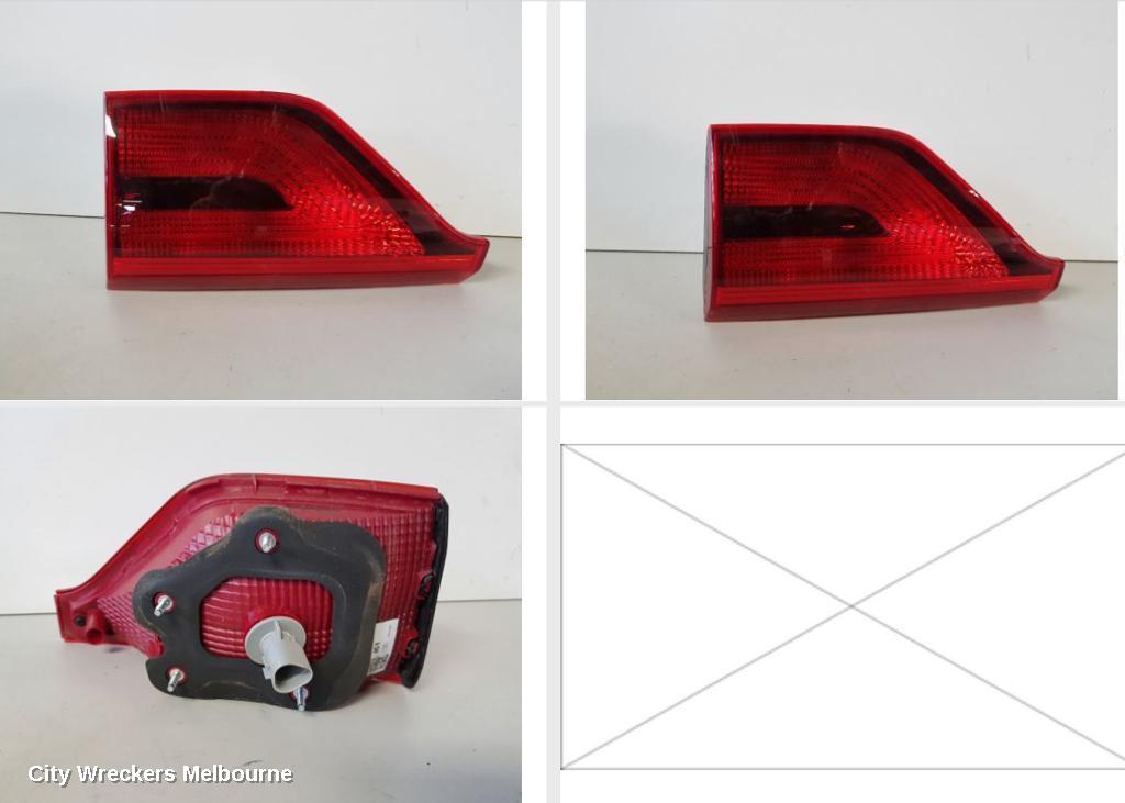 KIA SPORTAGE REAR GARNISH, TAILGATE LAMP (RH SIDE), QL, NON LED TYPE, 10/2015 - 04/2018 - Image 1