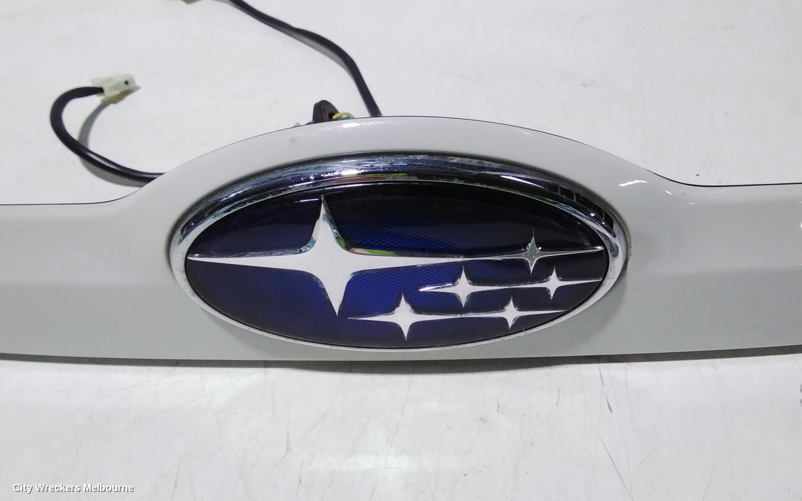 SUBARU XV REAR GARNISH, TAILGATE GARNISH (CENTRE), G5X, 05/2017 - 06/2023 - Image 3