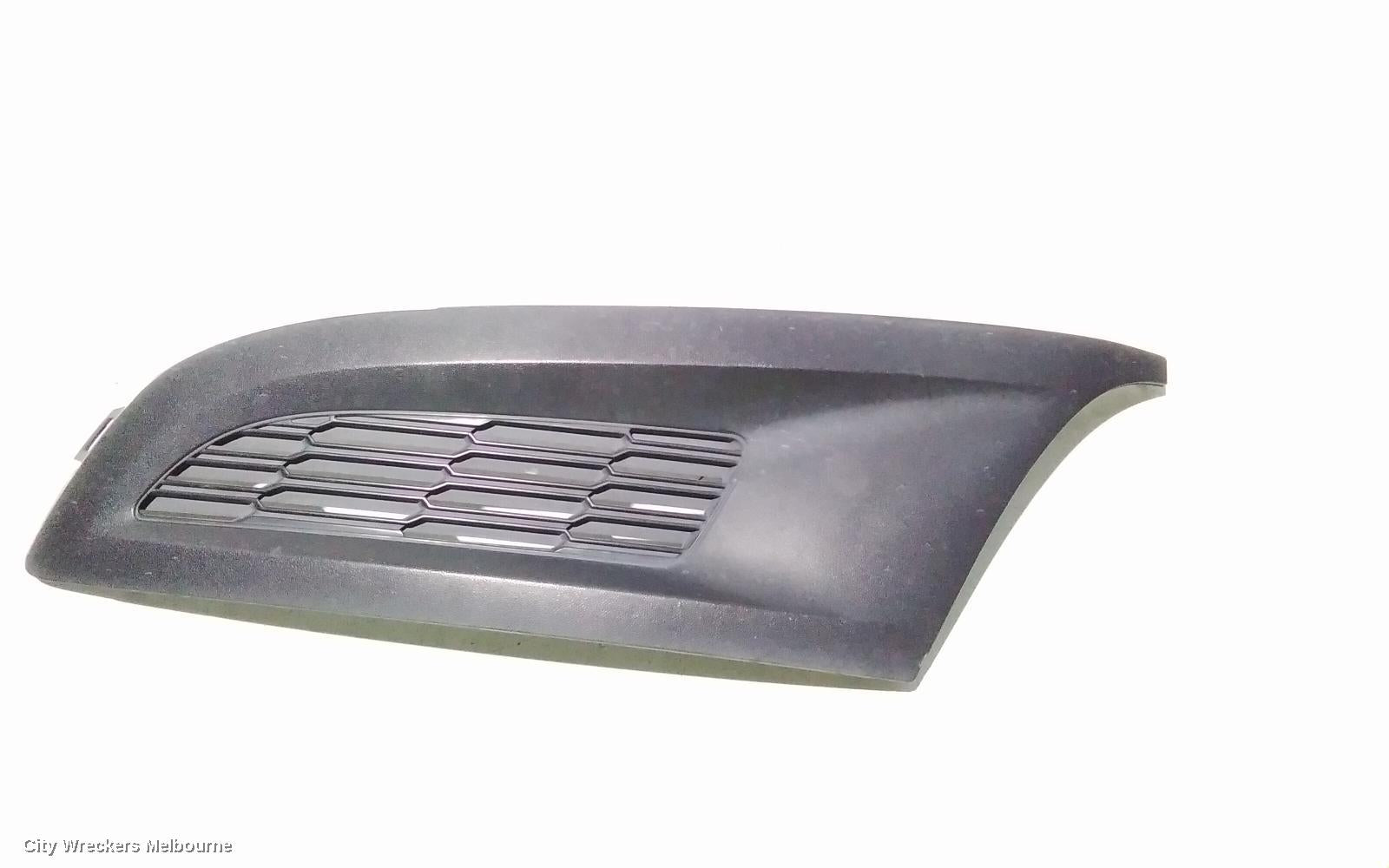VOLKSWAGEN POLO GRILLE, BUMPER GRILLE (LH SIDE), 6R, COMFORTLINE/TRENDLINE, NON FOGLAMP TYPE, 05/2010 - 05/2014 - Image 2
