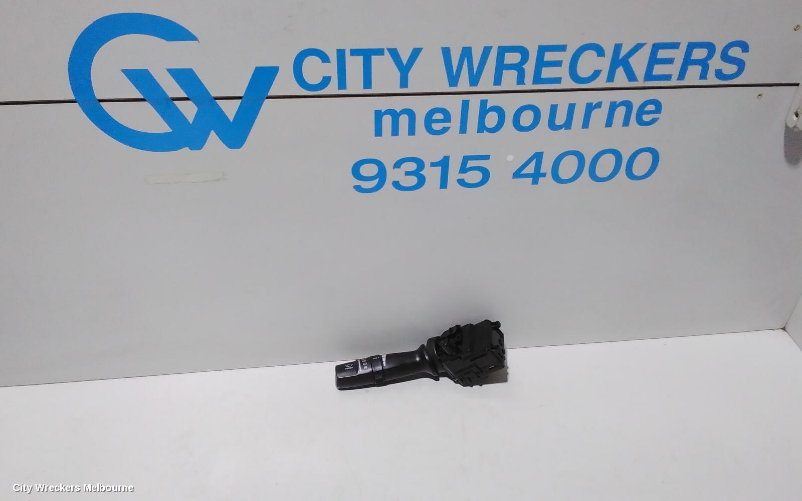 HYUNDAI I40 COMBINATION SWITCH, WIPER SWITCH, VF, 09/2011 - 05/2015 - Image 1