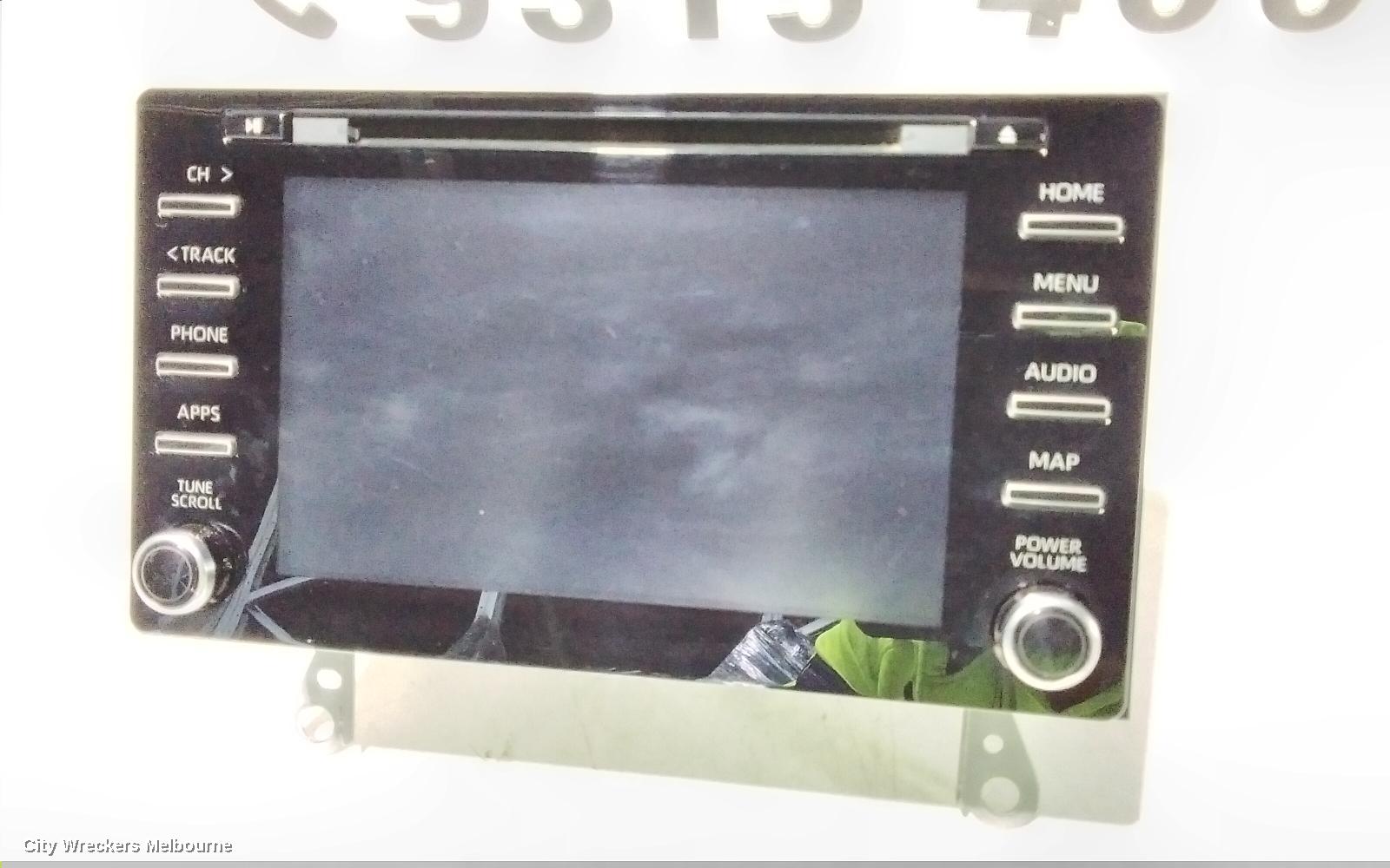 TOYOTA HIACE RADIO/CD/DVD/SAT/TV, 7IN TOUCHSCREEN, 300 SERIES, 04/2019 ONWARDS - Image 2