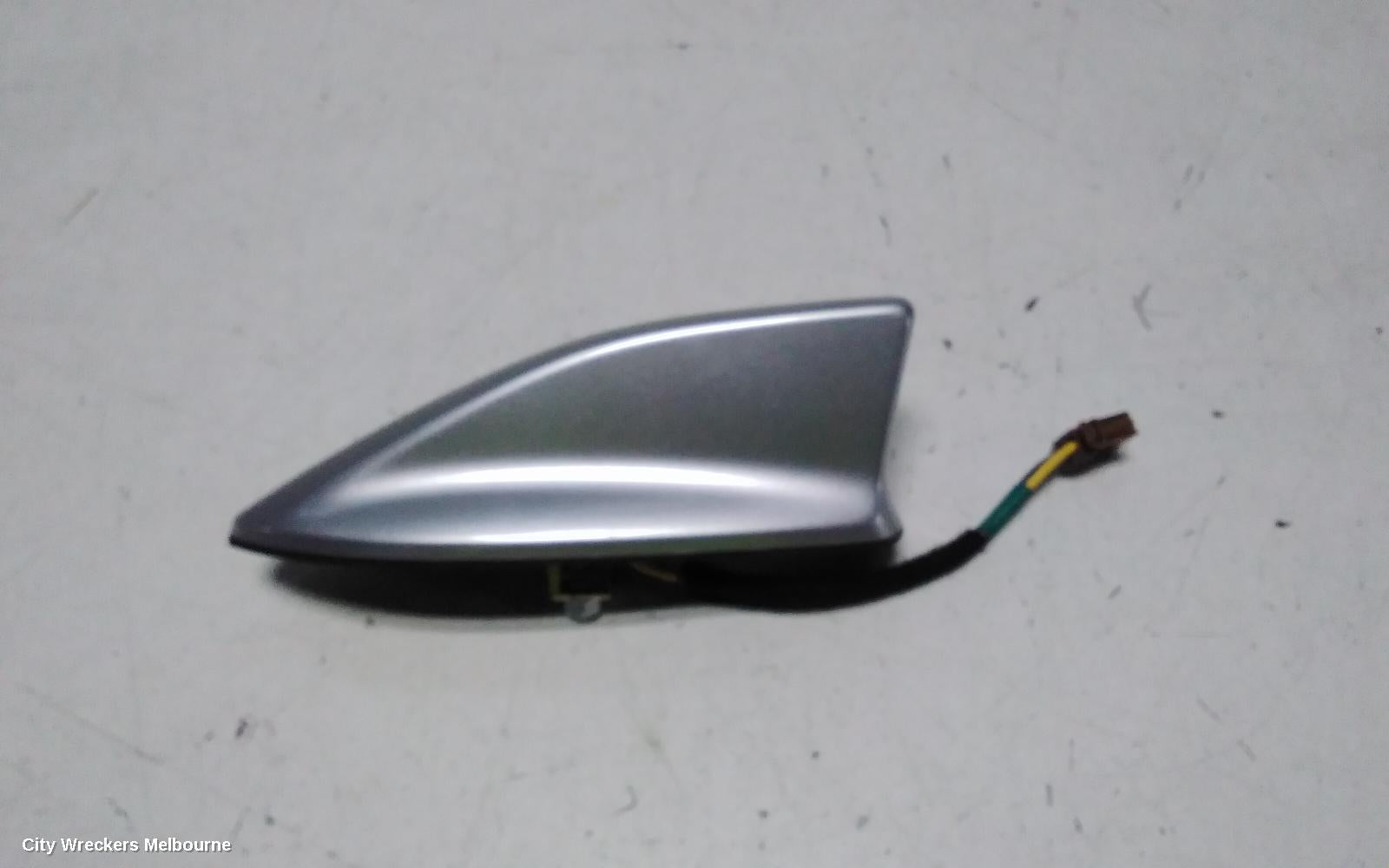 MITSUBISHI OUTLANDER ANTENNA, ZM, 08/2021 ONWARDS - Image 1