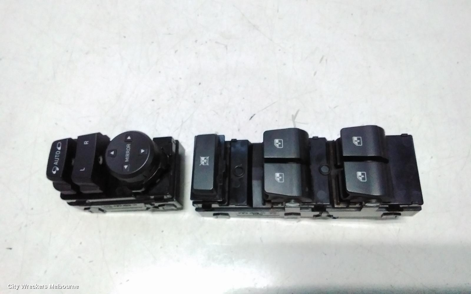 HYUNDAI I30 PWR DR WIND SWITCH, RH FRONT (MASTER SWITCH), PD, NON AUTO DOWN ON ALL SIDE TYPE, 03/2017 ONWARDS - Image 1