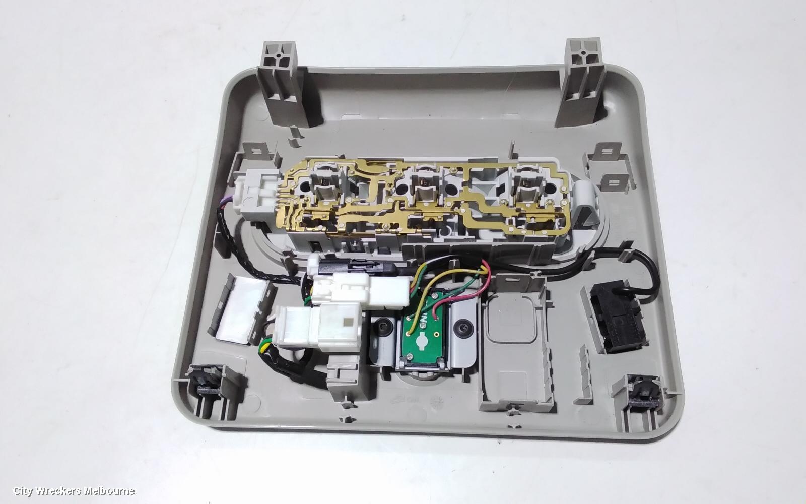 NISSAN QASHQAI COURTESY LIGHT, J11, FRONT, W/ SUNROOF CONTROLS TYPE, 12/2013 - 07/2021 - Image 3