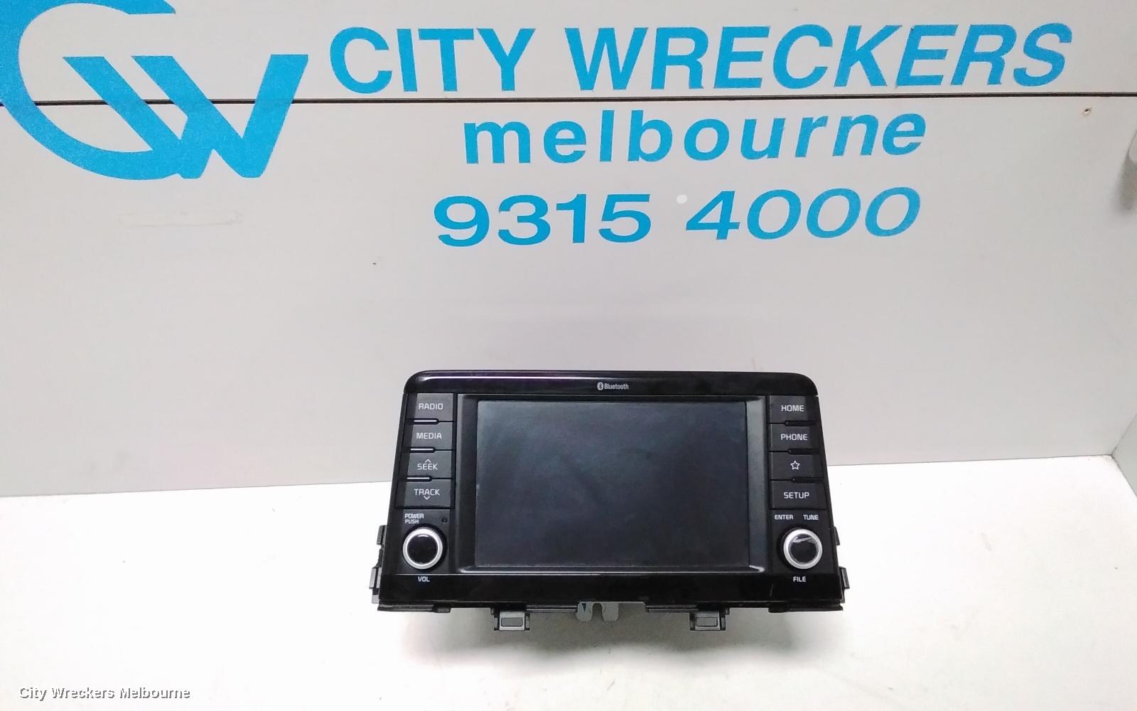 KIA PICANTO RADIO/CD/DVD/SAT/TV, DISPLAY UNIT, 7IN TOUCHSCREEN, JA, 05/2017 - 07/2020 - Image 1