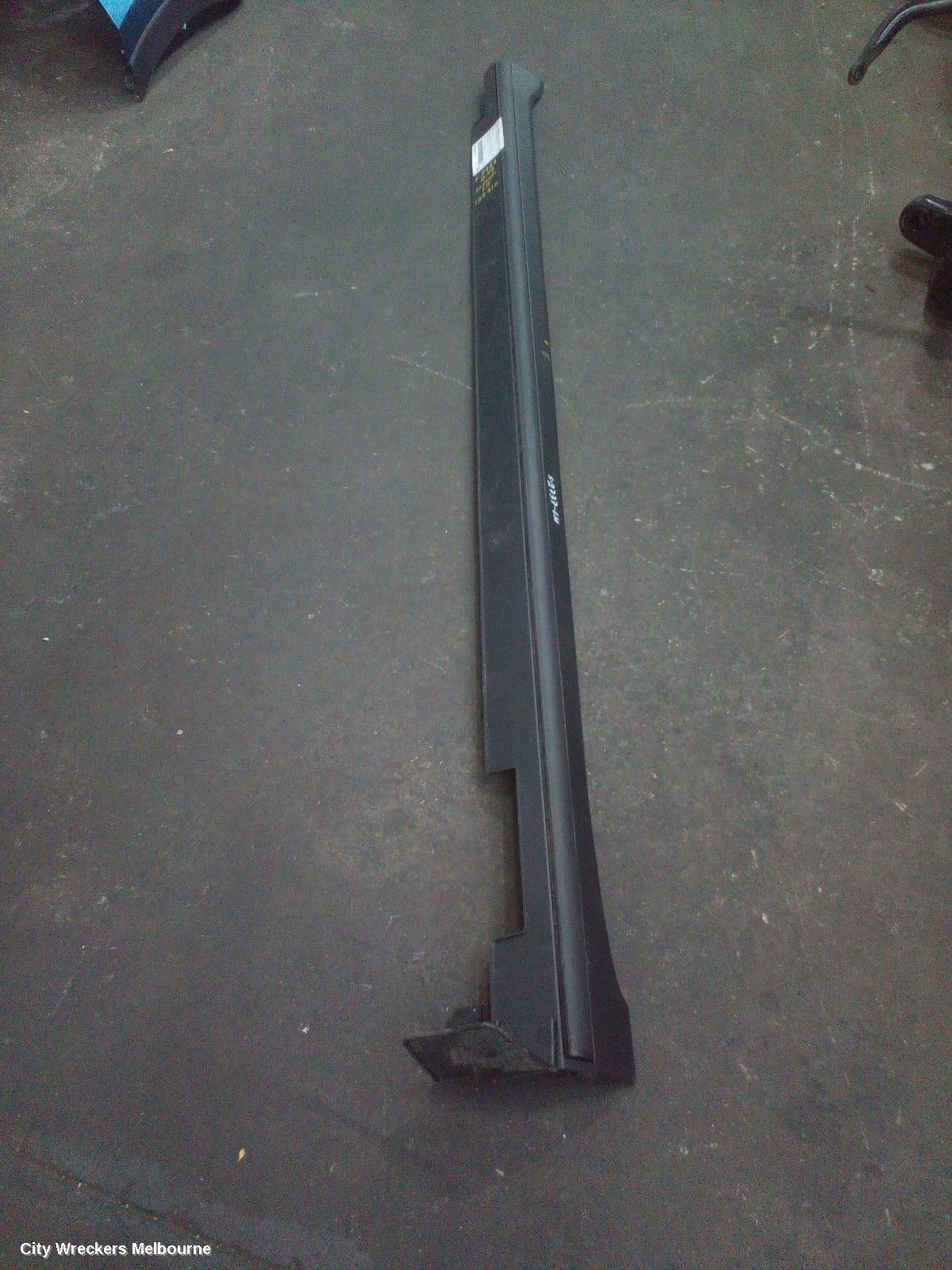KIA SORENTO SIDE STEP/SKIRT, MQ4, LH SIDE, 02/2020 ONWARDS - Image 1