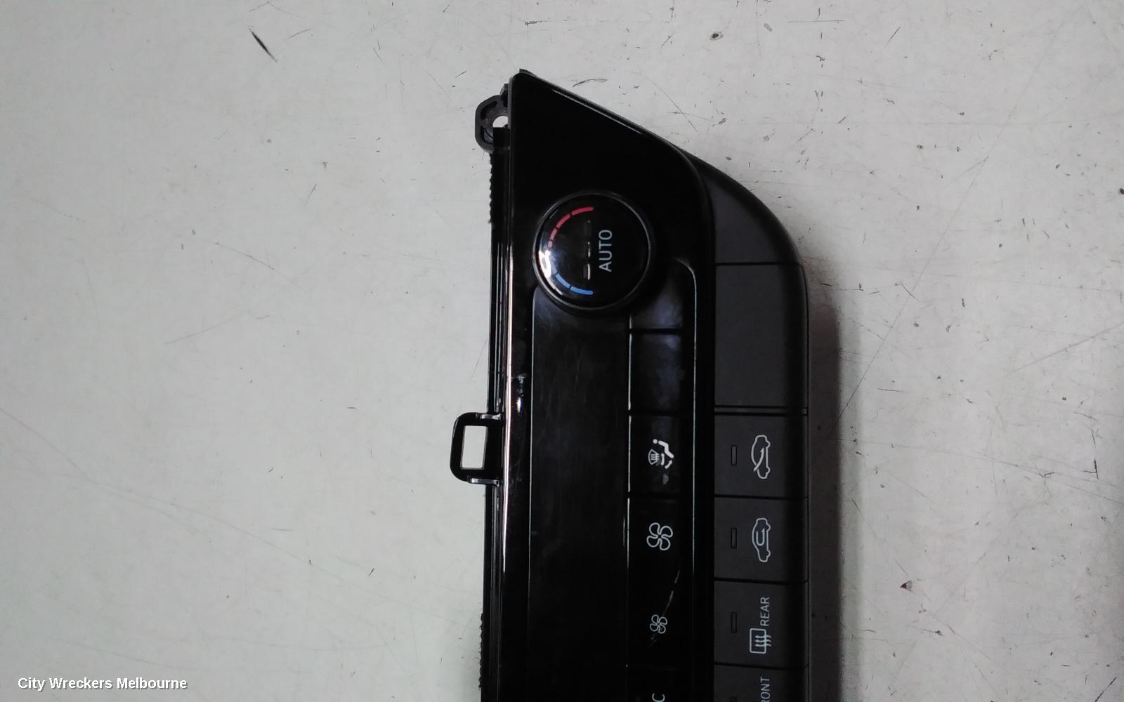 HYUNDAI I30 HEATER/AC CONTROLS, CN7, SEDAN, W/ CLIMATE CONTROL, NON HEATED SEATS TYPE, 10/2020 ONWARDS - Image 2
