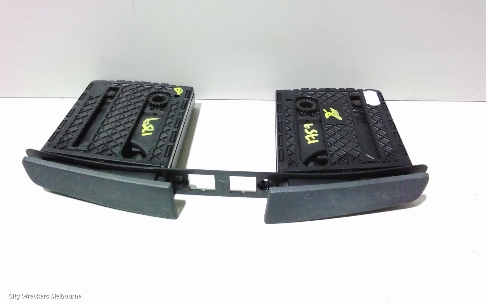 PEUGEOT 508, 07/2011 - 12/2017, CENTER CUP HOLDER   : 82713 - Image 2
