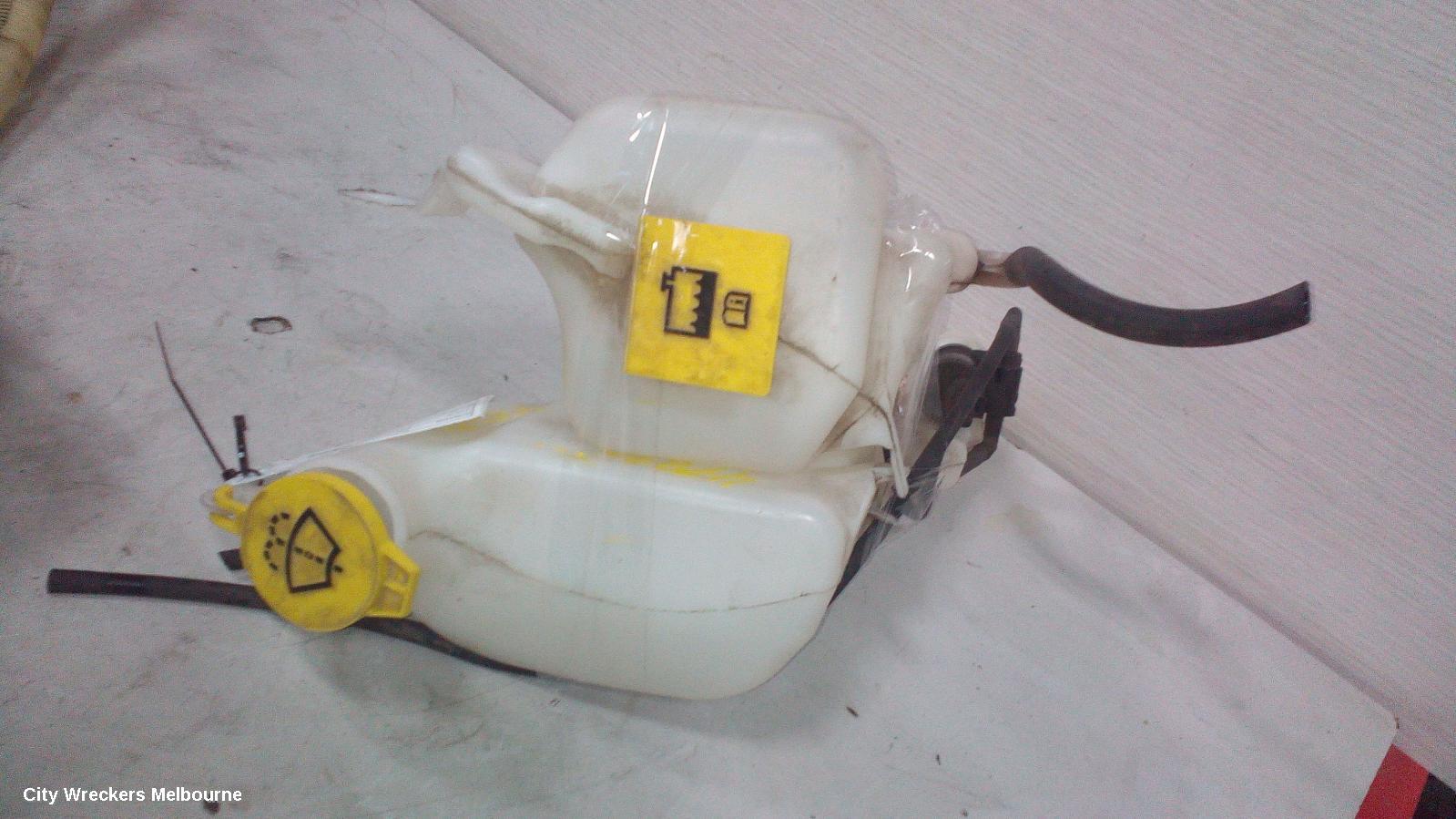 JEEP PATRIOT WASHER BOTTLE, MK, 08/2007 - 12/2016 - Image 2