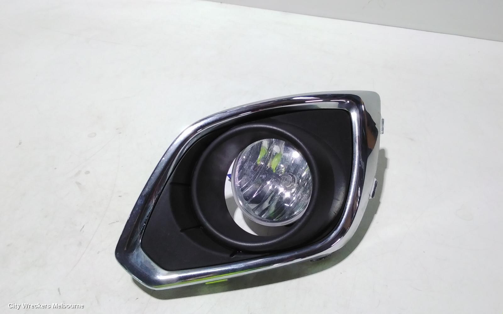 HOLDEN CAPTIVA LEFT INDICATOR/FOG/SIDE, BUMPER FOGLAMP, CG, 01/2011 - 06/2018 - Image 1