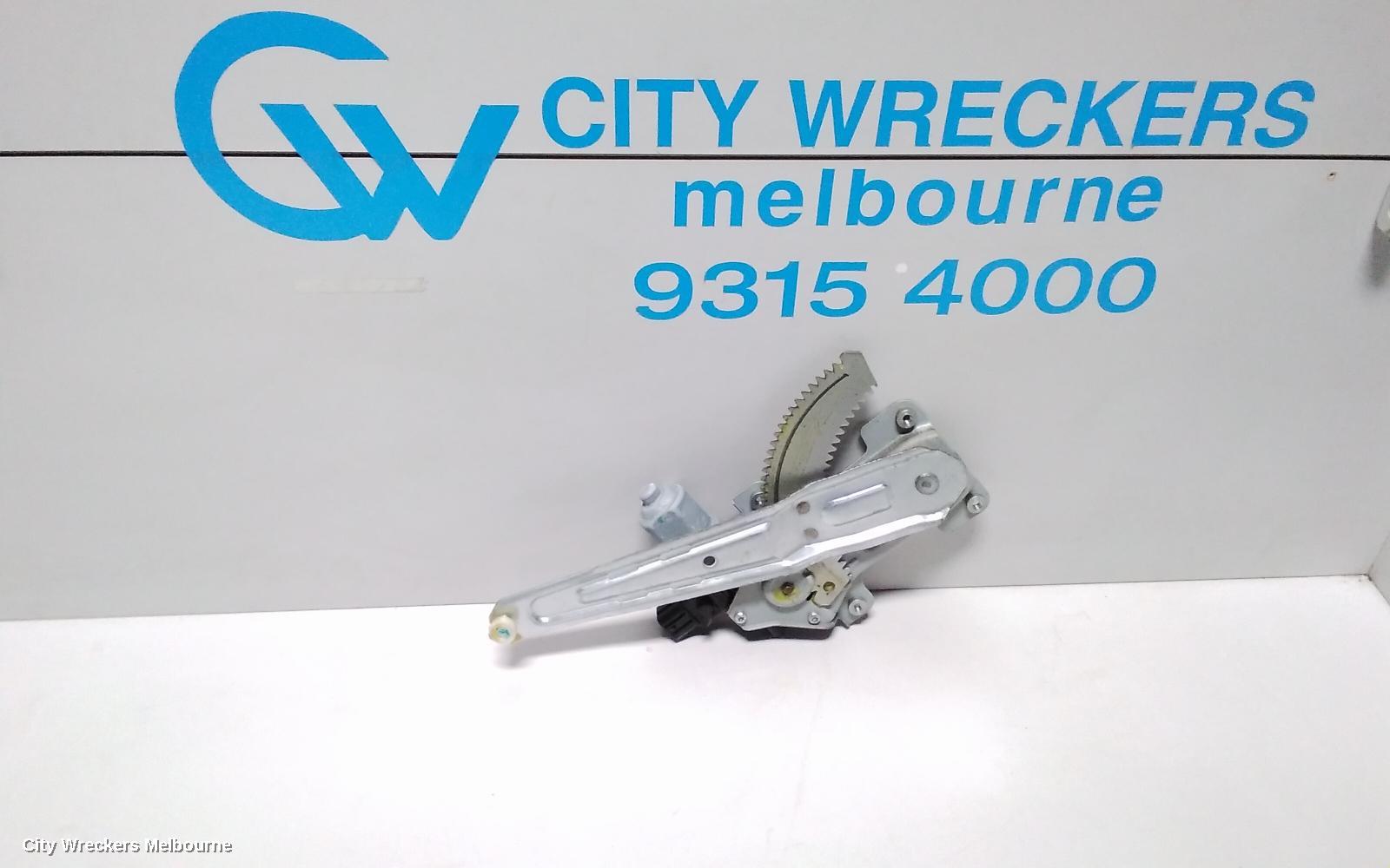 SUBARU XV RIGHT REAR WND REG/MOTOR, POWER, G4X, 08/2011 - 04/2017 - Image 1