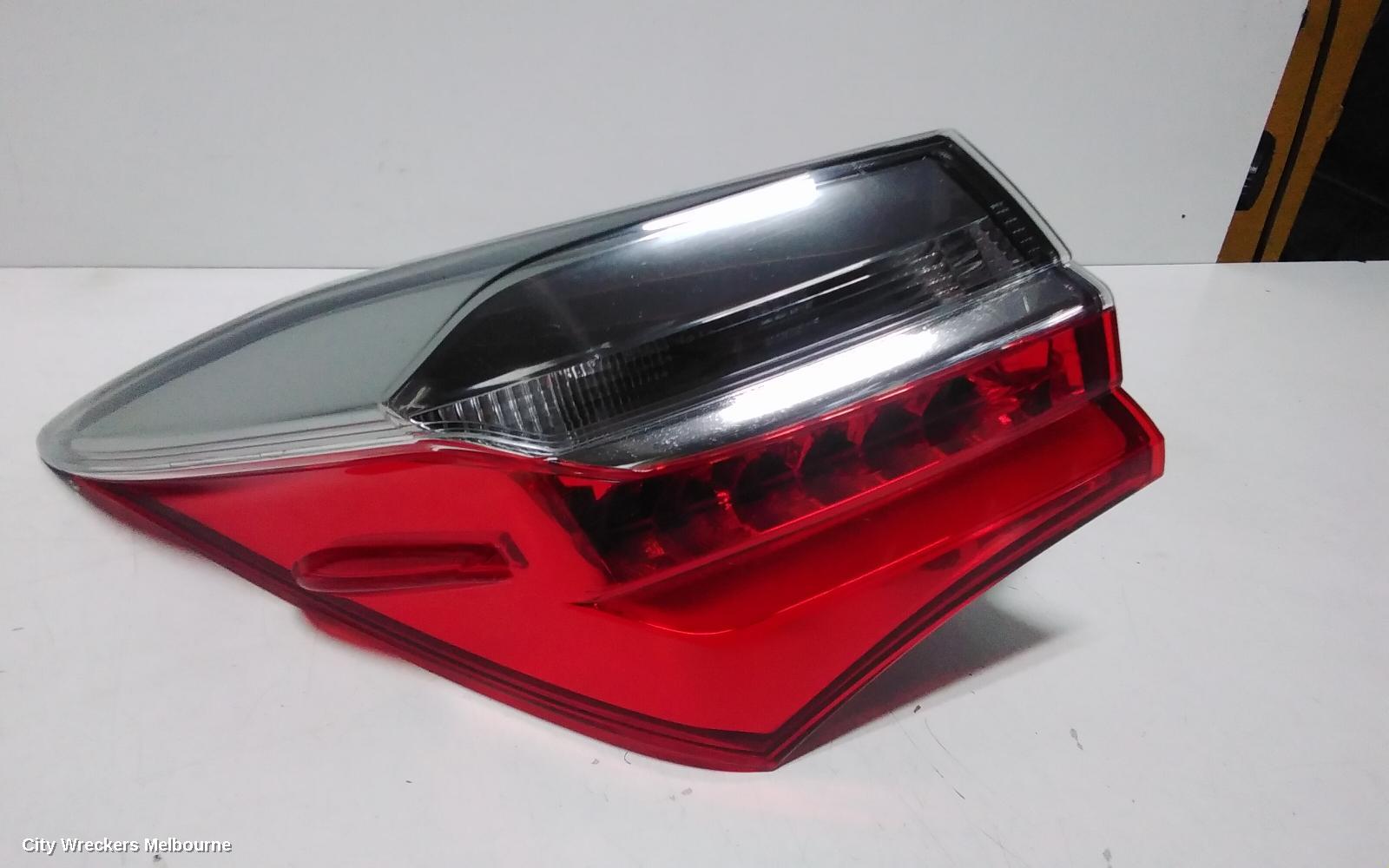 TOYOTA COROLLA LEFT TAILLIGHT, ZRE172R, SEDAN, 11/2016 - 06/2019 - Image 2