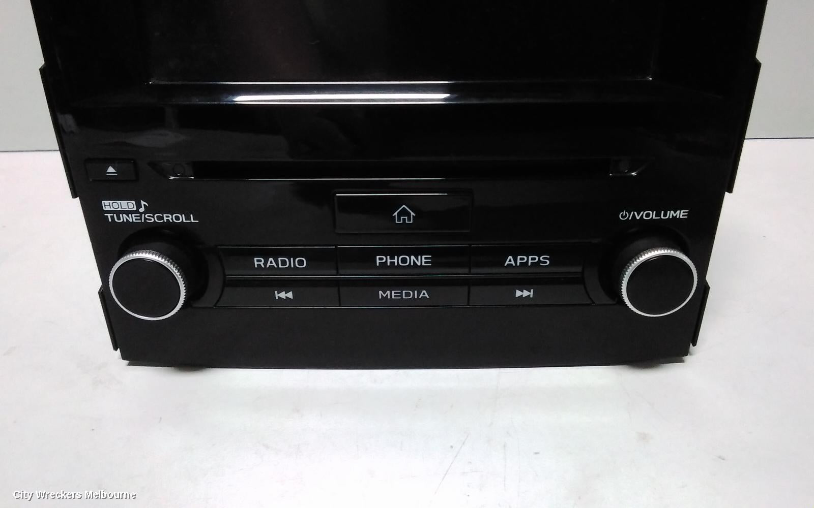 SUBARU FORESTER RADIO/CD/DVD/SAT/TV, 6.5IN TOUCHSCREEN, SK, 08/2018 ONWARDS - Image 3