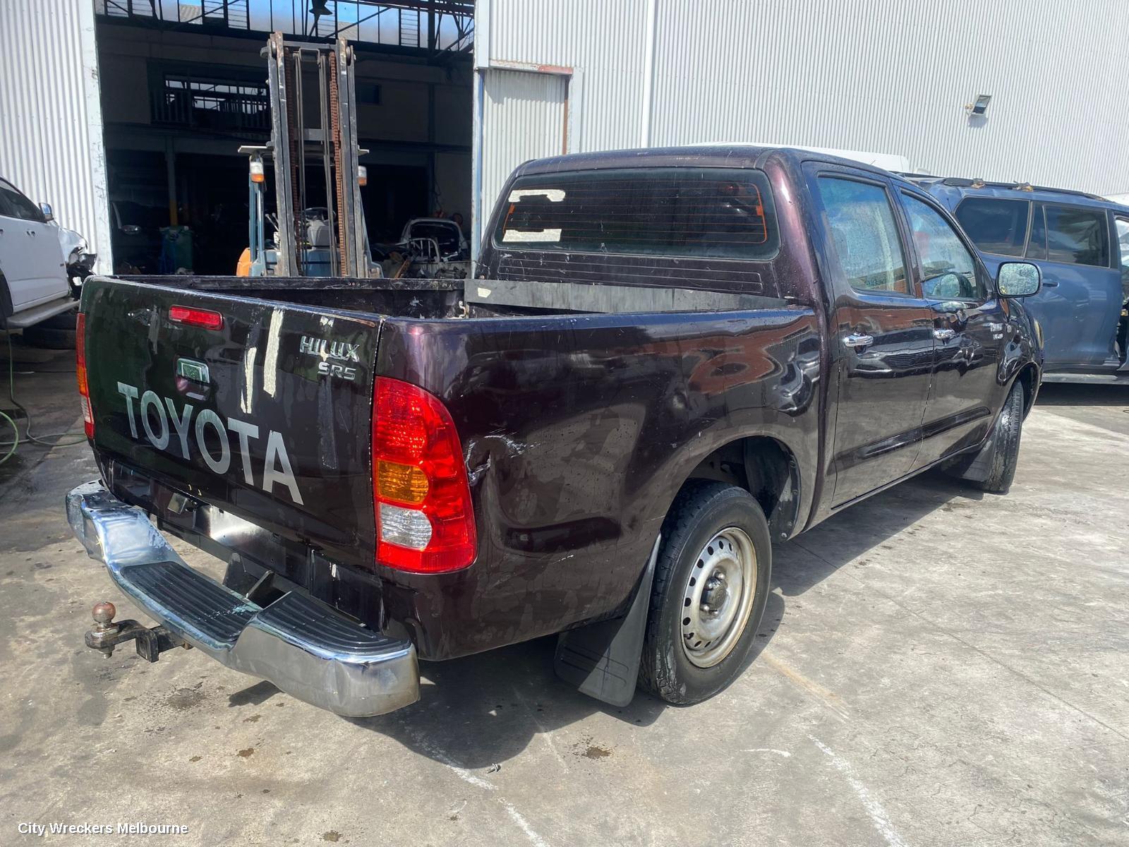 TOYOTA HILUX RIGHT GUARD, NON FLARED, W/ INDICATOR TYPE, 02/2005 - 06/2011 - Image 2