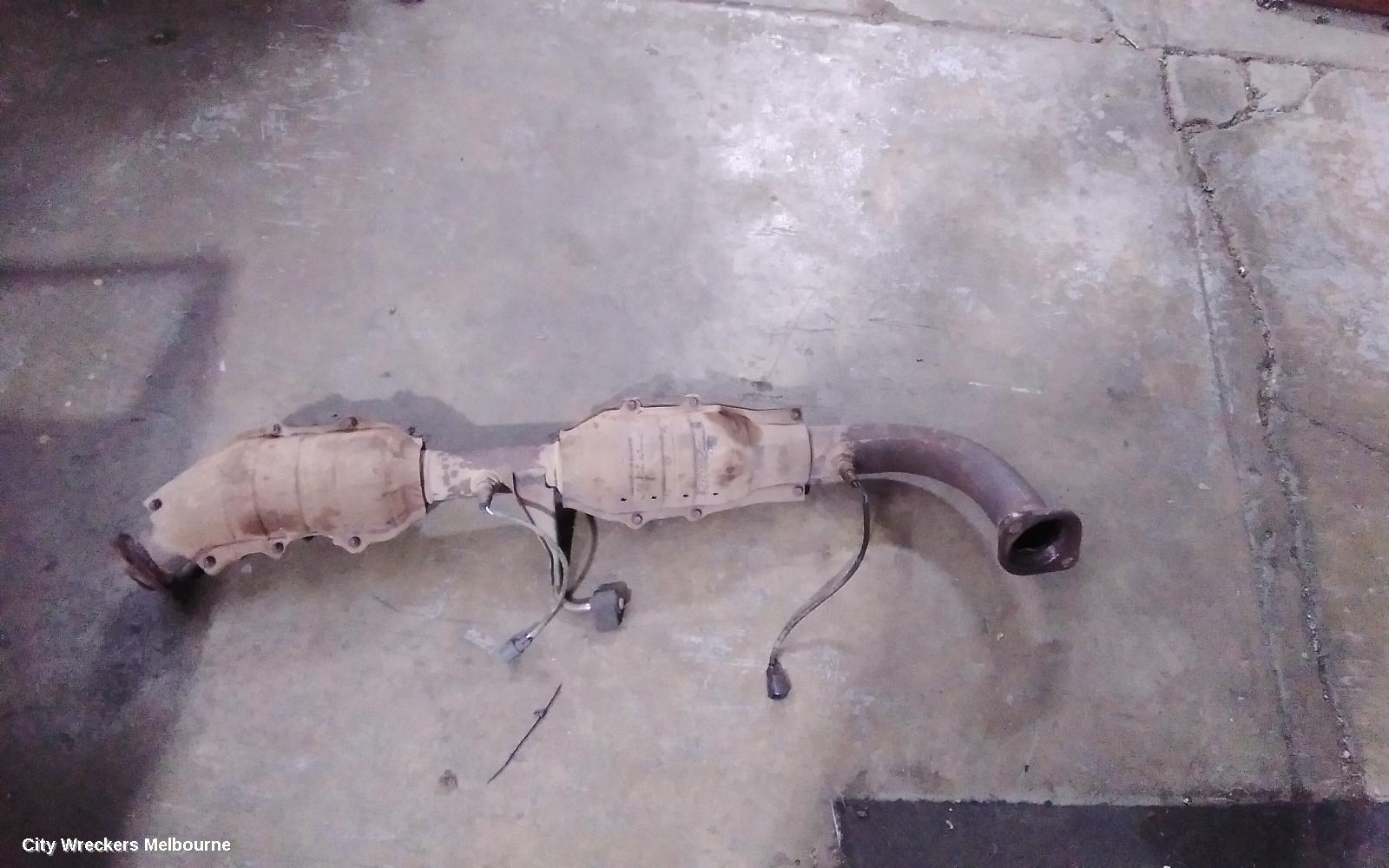 TOYOTA HIACE CATALYTIC CONVERTER, UNDER CAR-CAT TYPE, 2.7, PETROL, 2TR-FE, TRH, 03/2005 - 02/2015 - Image 1