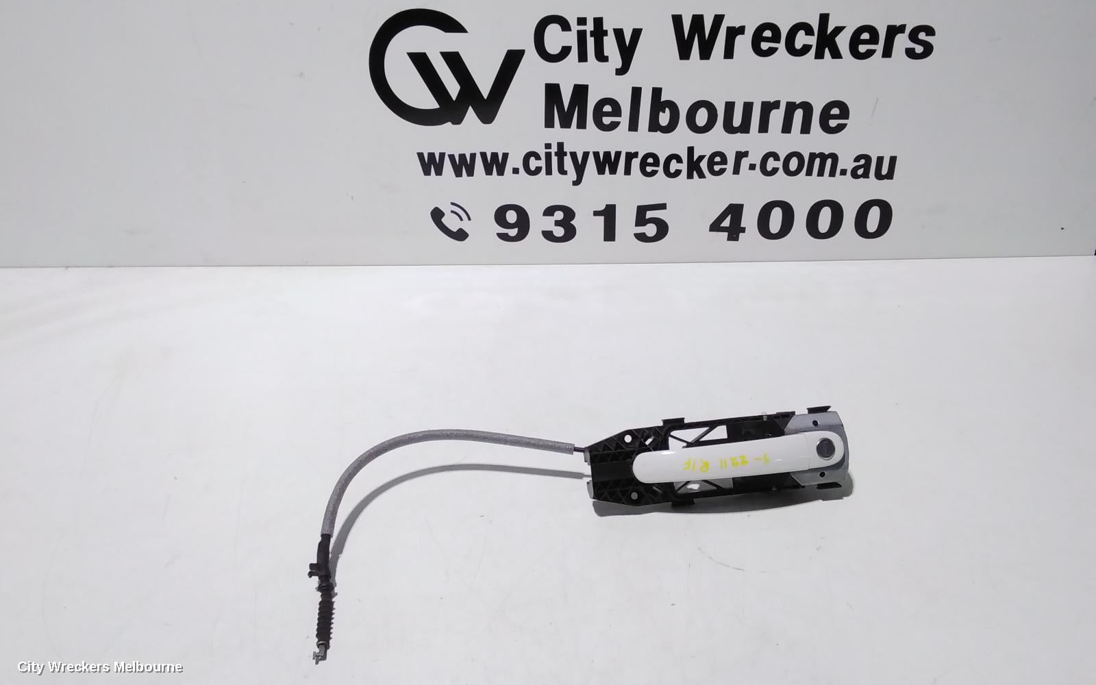 VOLKSWAGEN POLO DOOR HANDLE, RH FRONT, OUTER, 6R, 05/2010 - 09/2017 - Image 1