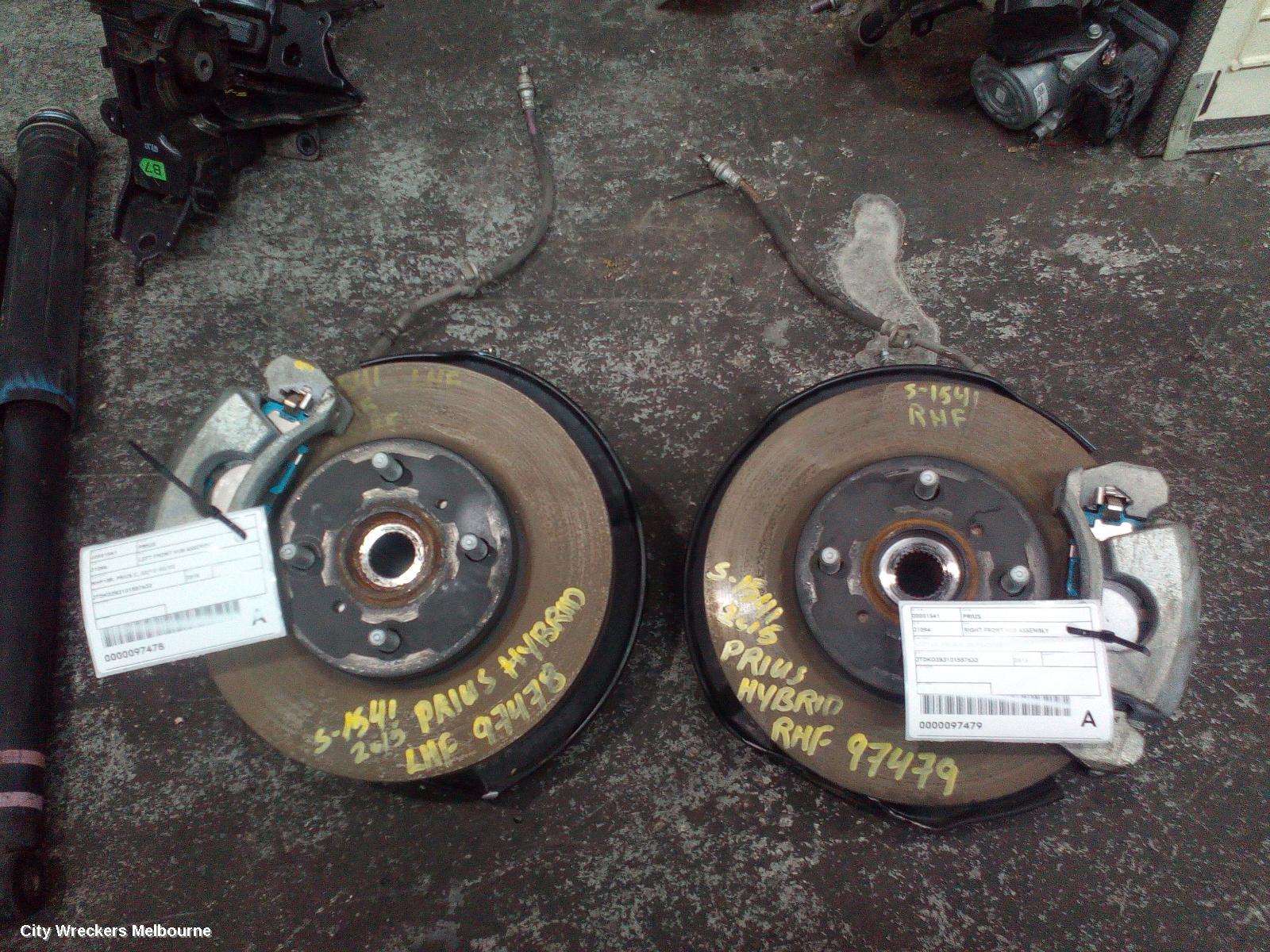 TOYOTA PRIUS LEFT FRONT HUB ASSEMBLY, NHP10R, PRIUS C, 03/2012 - 03/2020 - Image 3