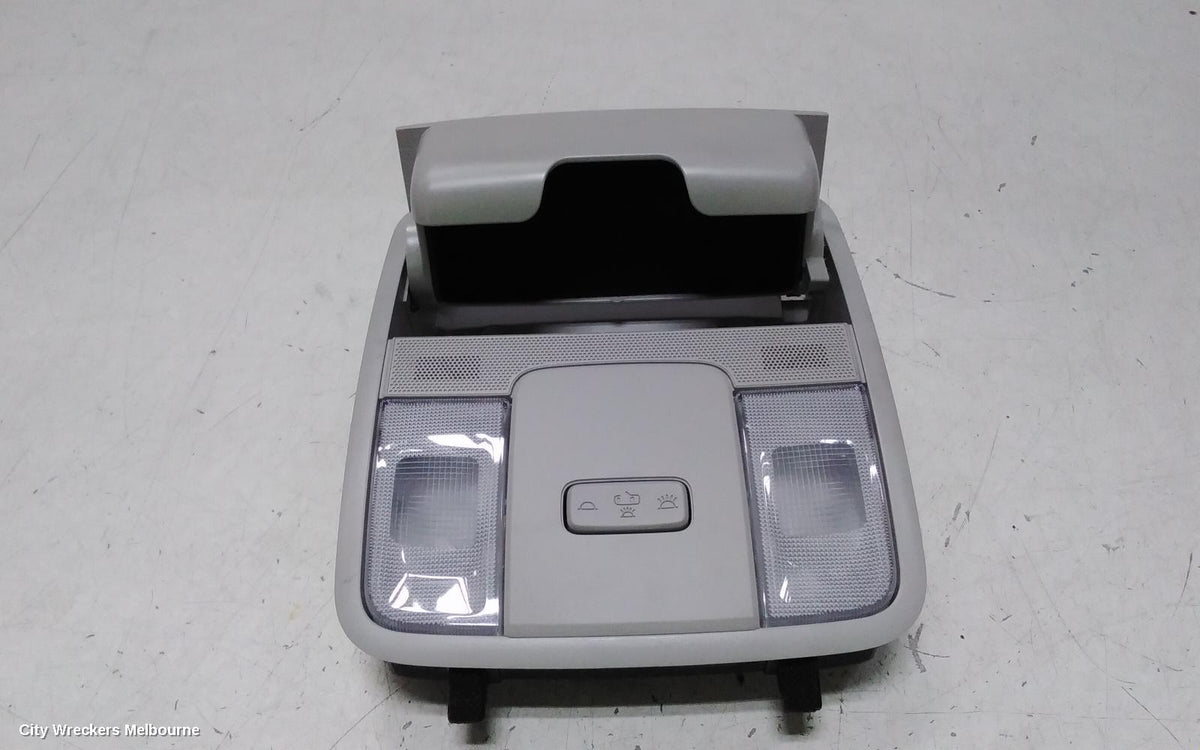 KIA CERATO COURTESY LIGHT, FRONT, NON SUNROOF, W/ SUNGLASS HOLDER TYPE, BD, 04/2018 - 09/2024 - Image 3