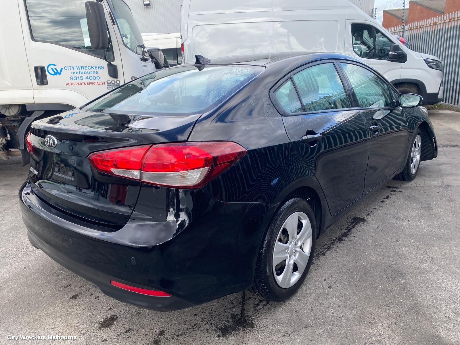 KIA CERATO RIGHT REAR DOOR, YD, SEDAN, 04/2013 - 05/2018 - Image 3