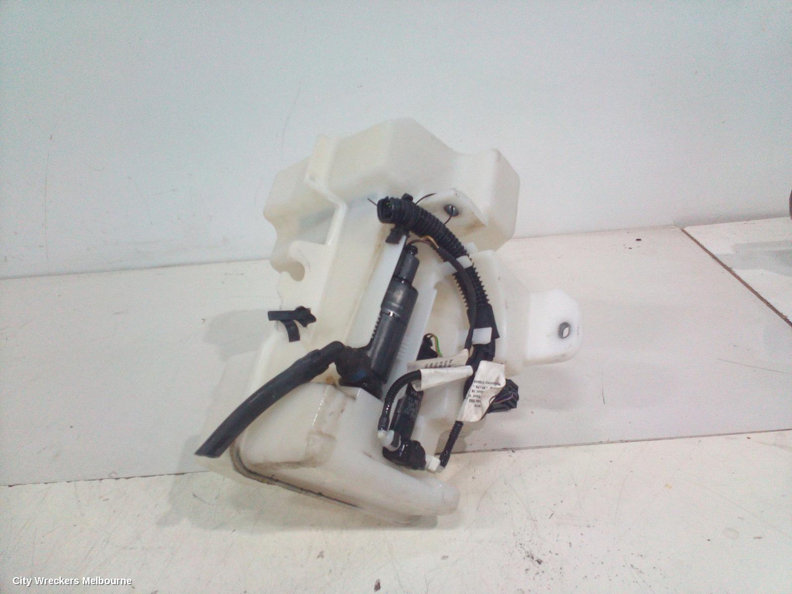 AUDI Q3 WASHER BOTTLE, 8U, Q3/RSQ3, W/ H/LAMP WASHER TYPE, 03/2012 - 12/2018 - Image 3