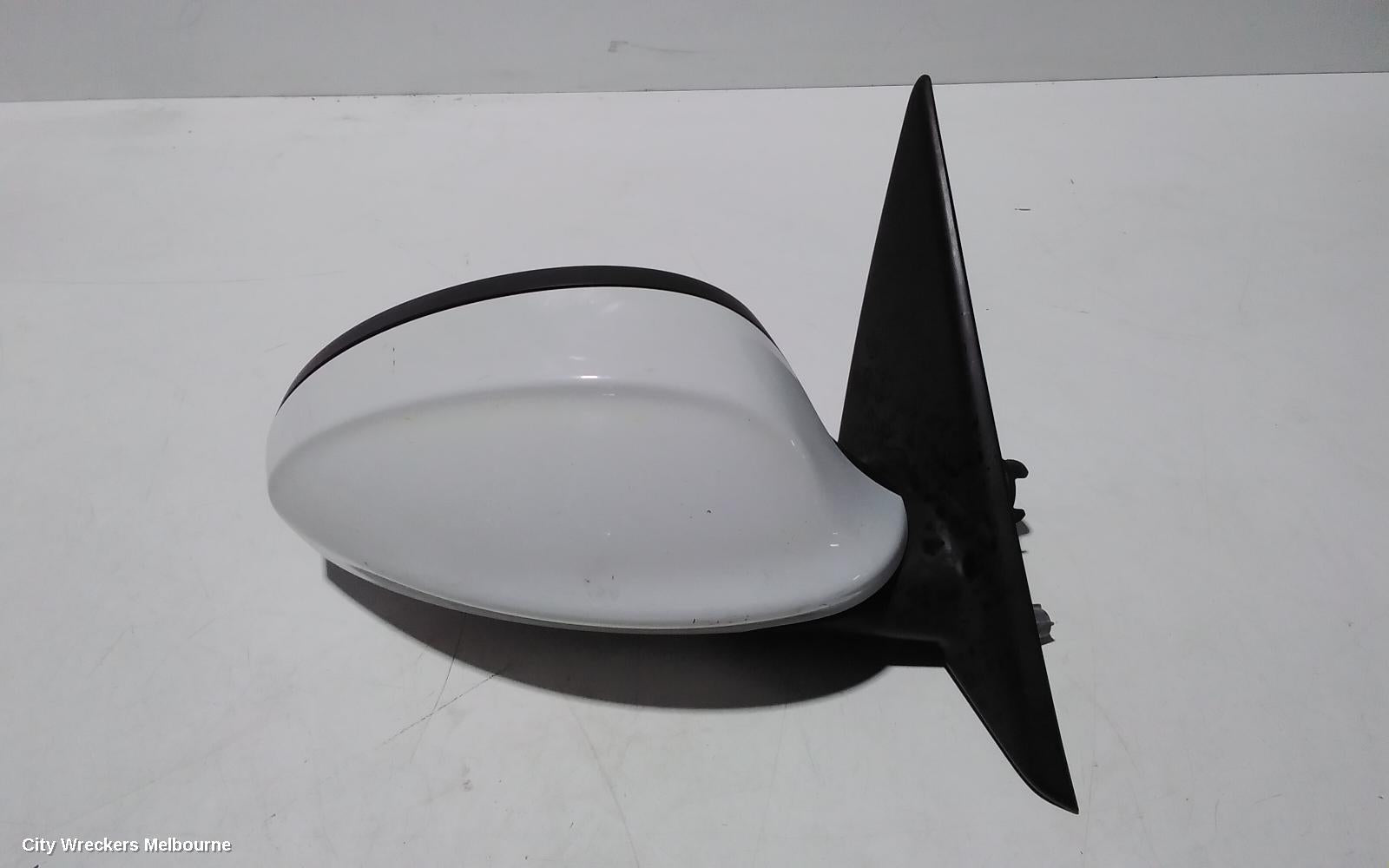 BMW 3 SERIES RIGHT DOOR MIRROR, E90/E91, SEDAN/WAGON, M SPORT, W/ SEAT ADJ. & MEMORY TYPE, 03/2005 - 09/2008 - Image 1