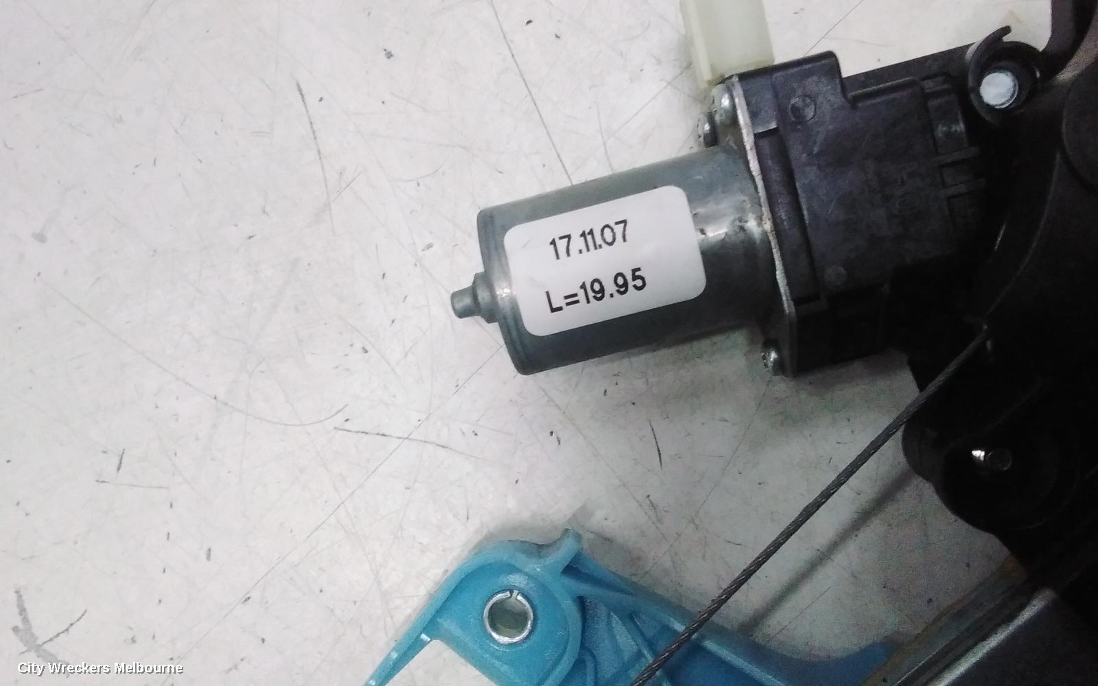 SUZUKI SWIFT RIGHT FRONT WINDOW REG/MOTOR, AZ, 04/2017 - 03/2025 - Image 3