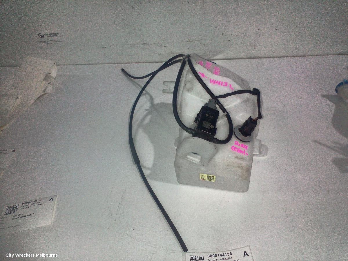 KIA CERATO WASHER BOTTLE, BD, HATCH, 09/2018 - 09/2024 - Image 1