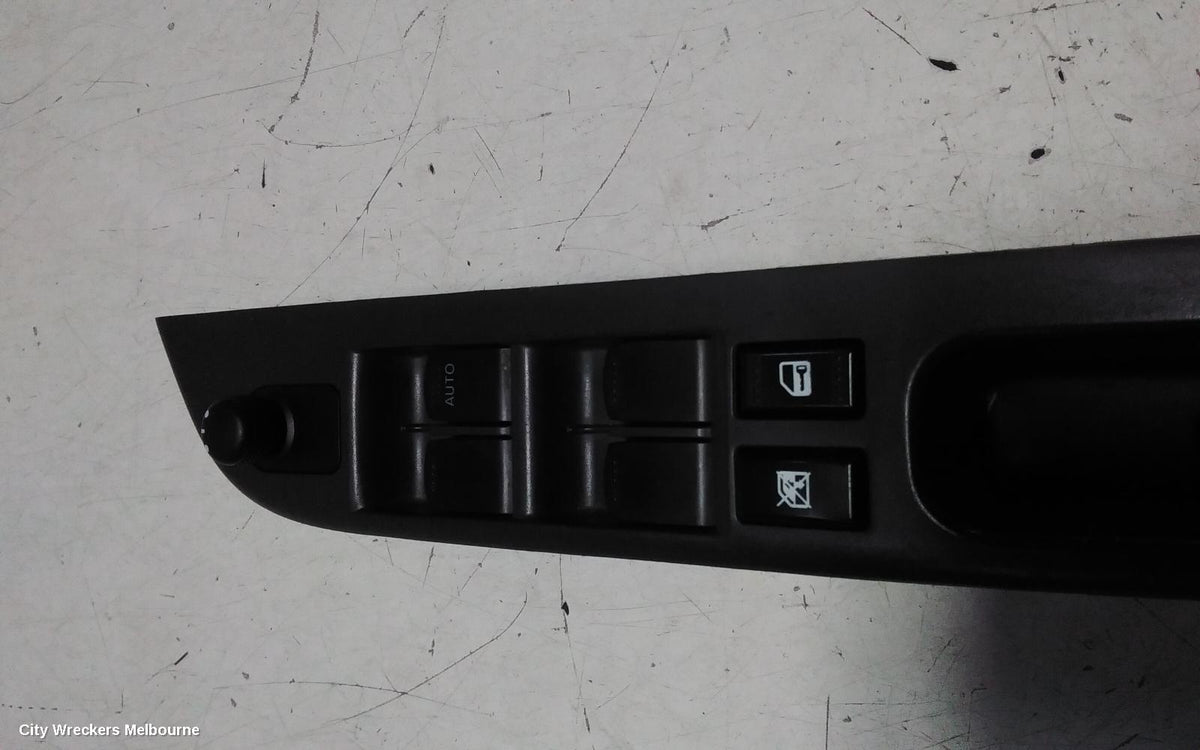SUZUKI SWIFT PWR DR WIND SWITCH, RH FRONT (MASTER SWITCH), RS415/RS416, 09/2004 - 02/2011 - Image 3
