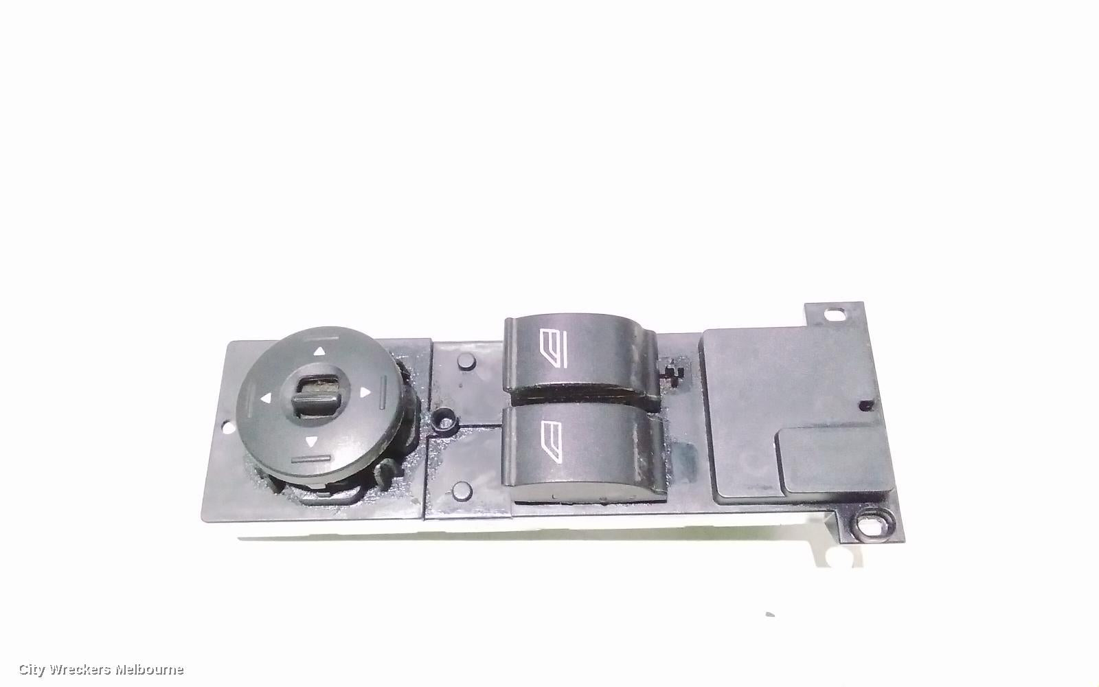 FORD FOCUS PWR DR WIND SWITCH, RH FRONT (MASTER SWITCH), LS-LT, SUIT W/ MANUAL REAR WINDOWS, 06/2005 - 04/2009 - Image 1