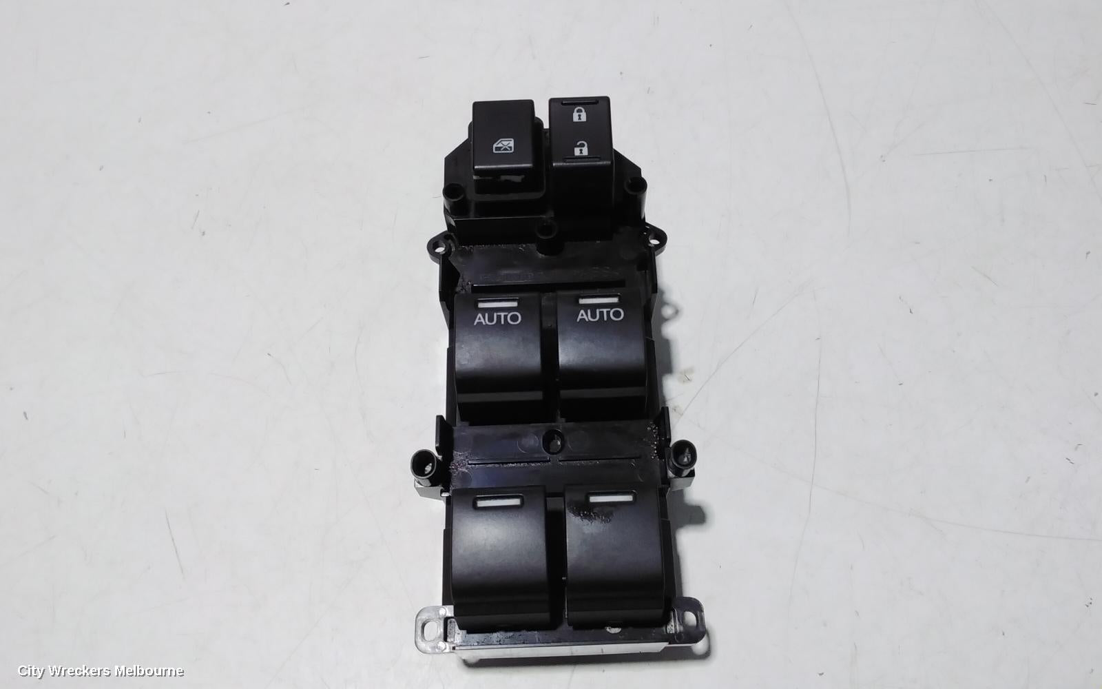 HONDA HRV PWR DR WIND SWITCH, RH FRONT (MASTER SWITCH), RU5, 12/2014 - 10/2021 - Image 2