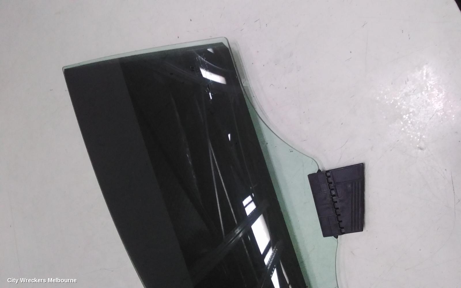 HYUNDAI GENESIS LEFT FRONT DOOR WINDOW, ULTIMATE PACK, DOUBLE GLAZED TYPE, DH, 11/2014 - 01/2018 - Image 3