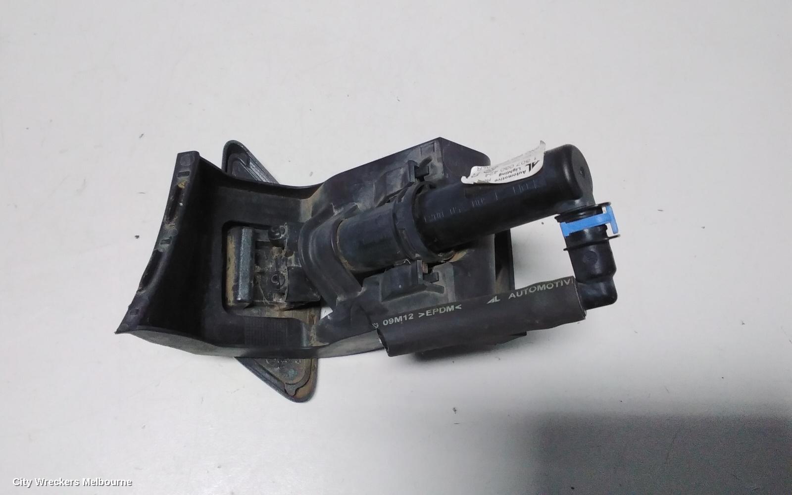 VOLKSWAGEN TIGUAN WASHER JET, 5N 05/2008 - 09/2011 - Image 3