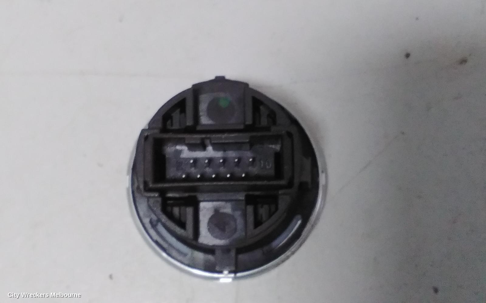 BMW 3 SERIES, E90, 03/2005 - 12/2013, START / STOP BUTTON: 78873 - Image 2