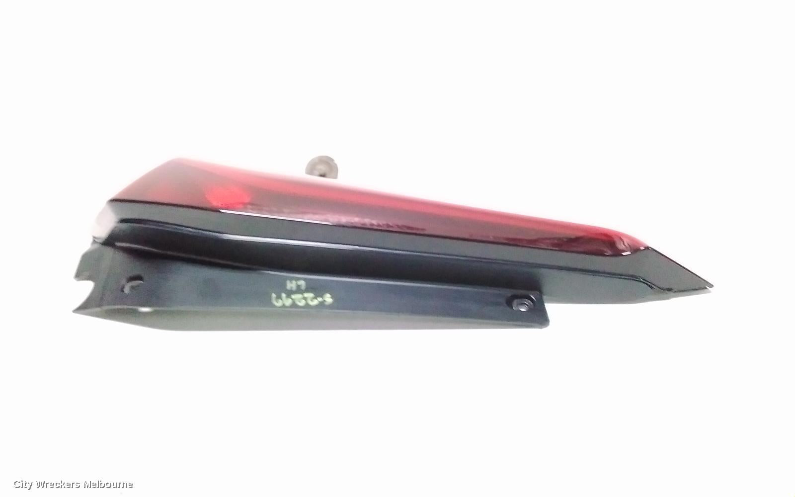 MG MG3 LEFT TAILLIGHT, SZP1, IN BODY, CLEAR ON BOTTOM, 06/2018 ONWARDS - Image 3