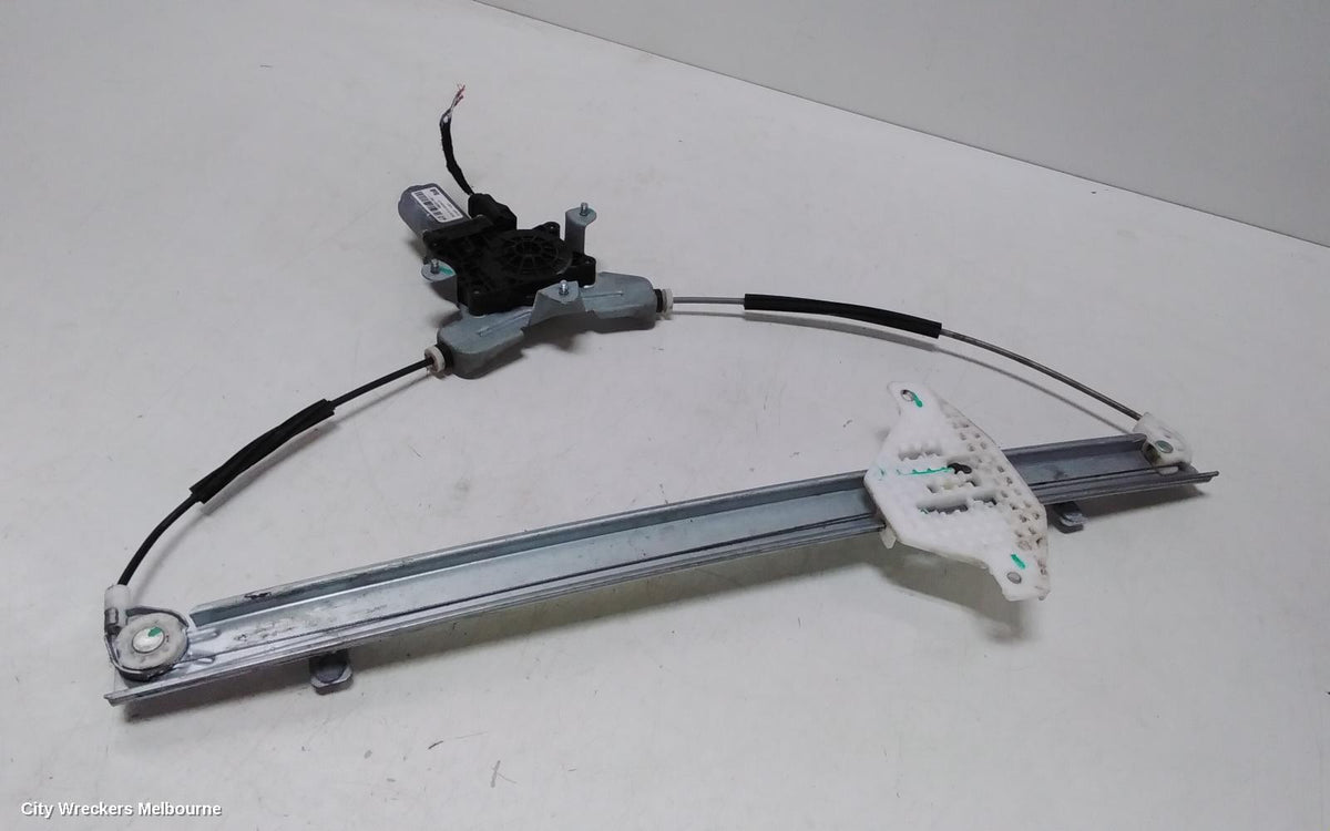 LDV G10 RIGHT FRONT WINDOW REG/MOTOR, SV7A/SV7C, DOOR REG ASSY (REG & MOTOR), 2 PIN MOTOR TYPE, WAGON/VAN, 04/2015 ONWARDS - Image 3