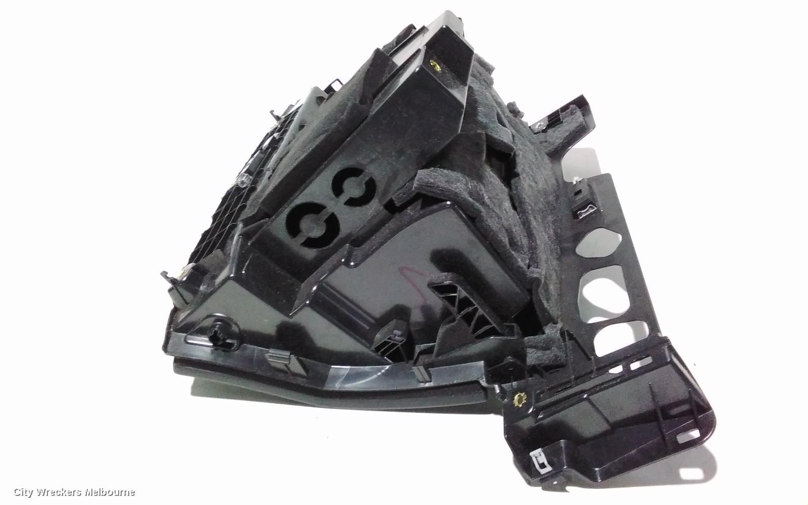 AUDI Q7 GLOVE BOX, 4M, 07/2015 ONWARDS - Image 3