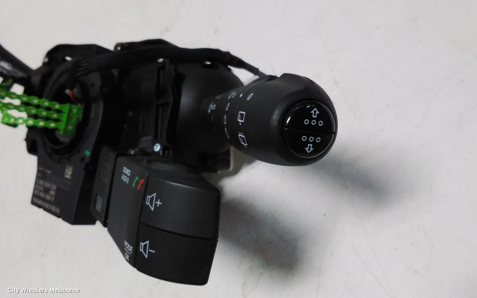 RENAULT TRAFIC COMBINATION SWITCH, FLASHER SWITCH, X82, 01/2015 ONWARDS - Image 3
