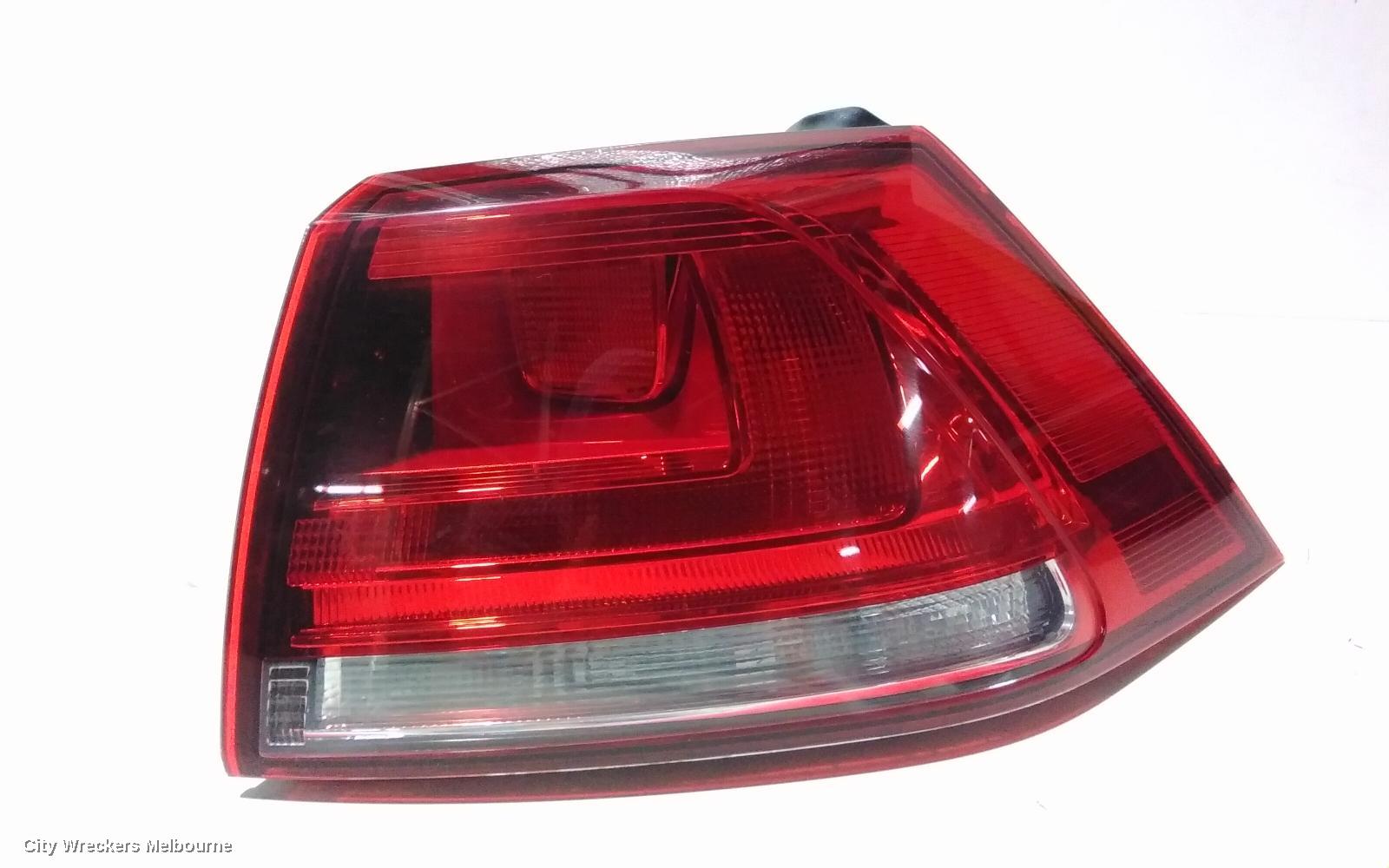 VOLKSWAGEN GOLF RIGHT TAILLIGHT, GEN 7, HATCH, GTI/R-LINE, NON LED TYPE, 10/2013 - 03/2017 - Image 2