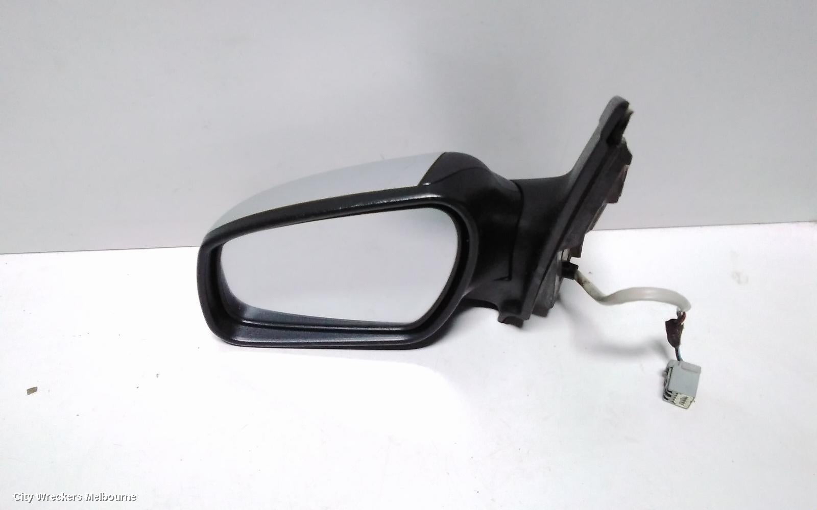 FORD FOCUS LEFT DOOR MIRROR, LS, POWER, 5 WIRE TYPE, 01/2005 - 07/2007 - Image 2