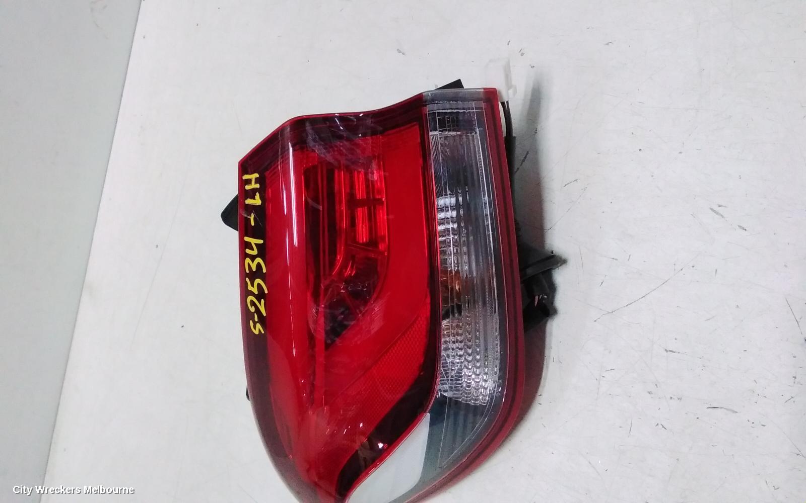 HYUNDAI I30 LEFT TAILLIGHT, IN BODY, PD, HATCH (S.KOREA VIN KMHH), STANDARD, LED TYPE, 03/2017 ONWARDS - Image 2