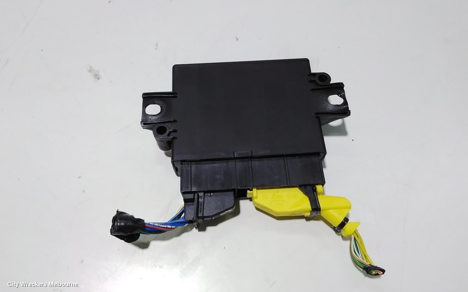 LAND ROVER DISCOVERY SPORT, L550, 01/2015 ONWARDS, GX63-15C859-DG  REAR RIGHT PARKING ASSIST AID MODULE: 86821 - Image 3
