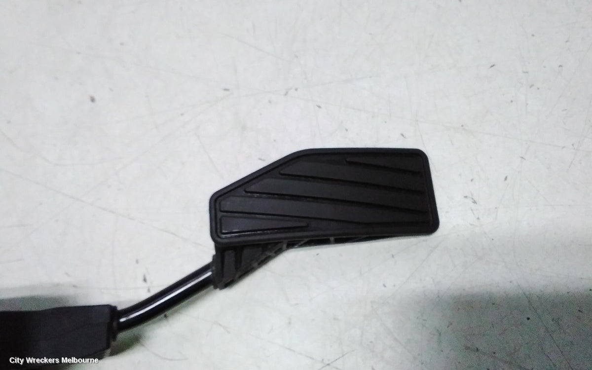 SUZUKI SWIFT PEDAL ASSEMBLY, UZ, 12/2023 ONWARDS - Image 2