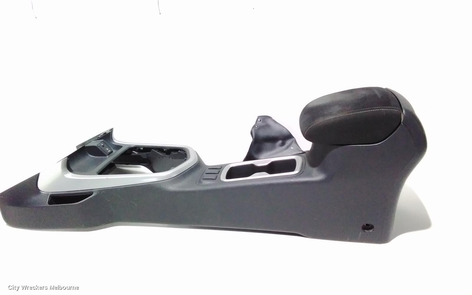 NISSAN NAVARA CONSOLE, NP300, MANUAL T/M TYPE, 4WD, 05/2015 ONWARDS - Image 2