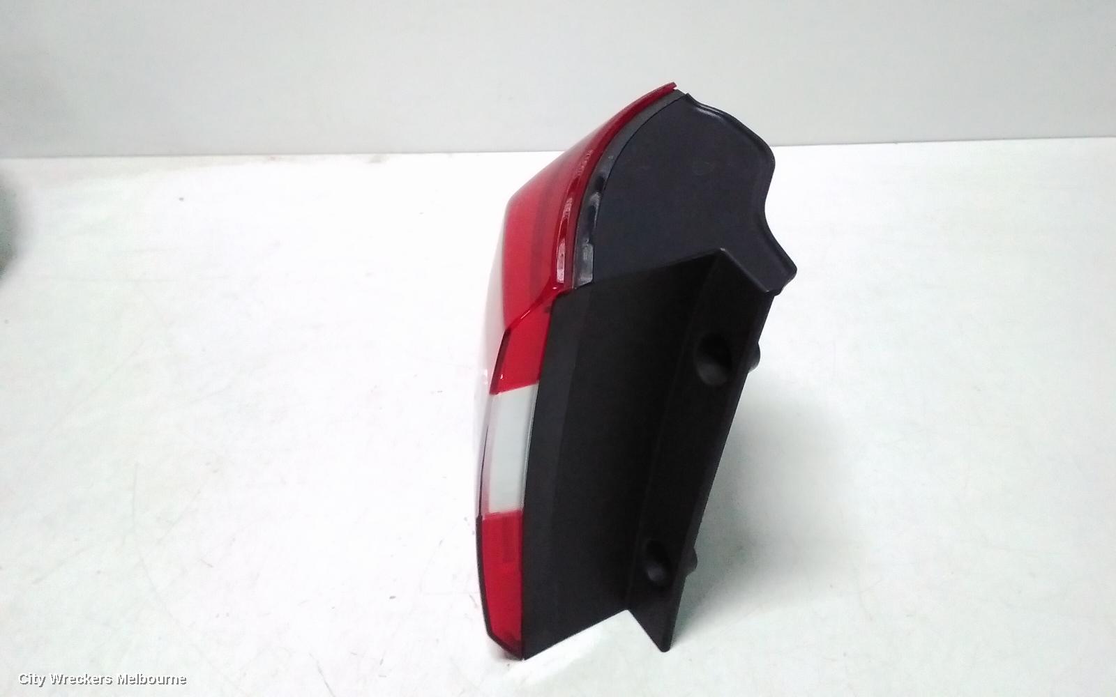 KIA SORENTO LEFT TAILLIGHT, XM, IN BODY, LED TYPE, 10/2012 - 12/2014 - Image 3