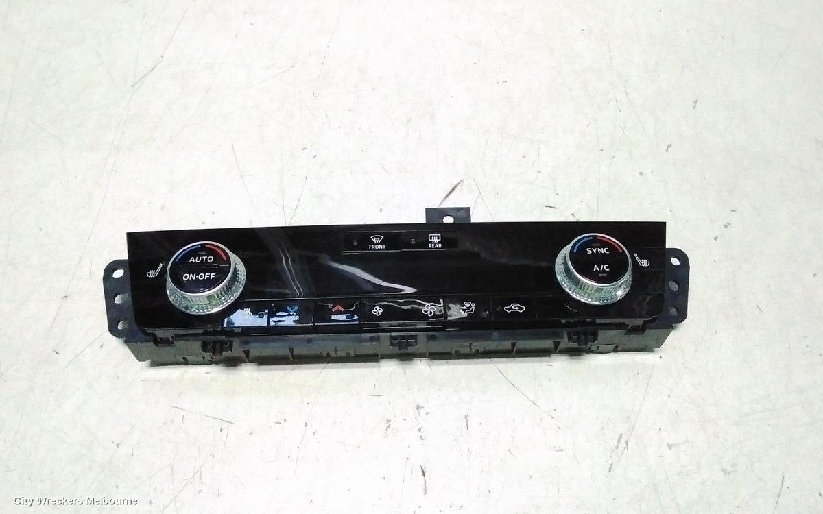 MITSUBISHI OUTLANDER HEATER/AC CONTROLS, DUAL ZONE CLIMATE CONTROL TYPE, ZM, 08/2021 ONWARDS - Image 1