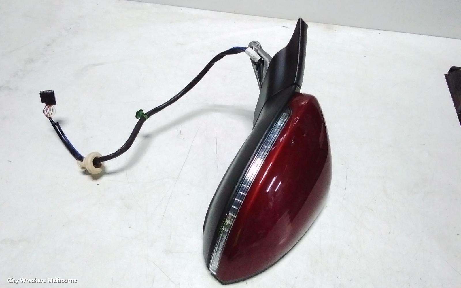 VOLKSWAGEN GOLF LEFT DOOR MIRROR, GEN 7, COLOUR CODED, MANUAL FOLD, NON MEMORY, HEATED, NON LANE CHANGE ASSIST TYPE (6XN/7Y0), 04/2017 - 08/2020 - Image 3