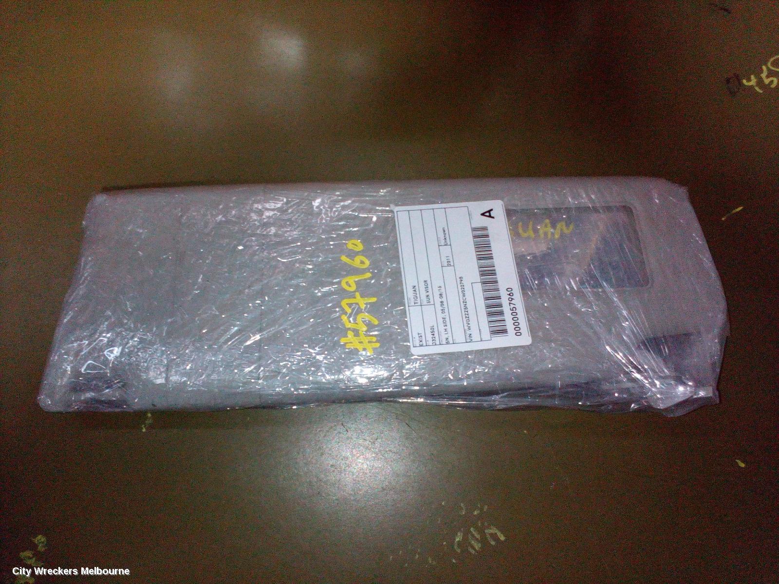 VOLKSWAGEN TIGUAN SUNVISOR, 5N, LH SIDE, 05/2008 - 08/2016 - Image 3
