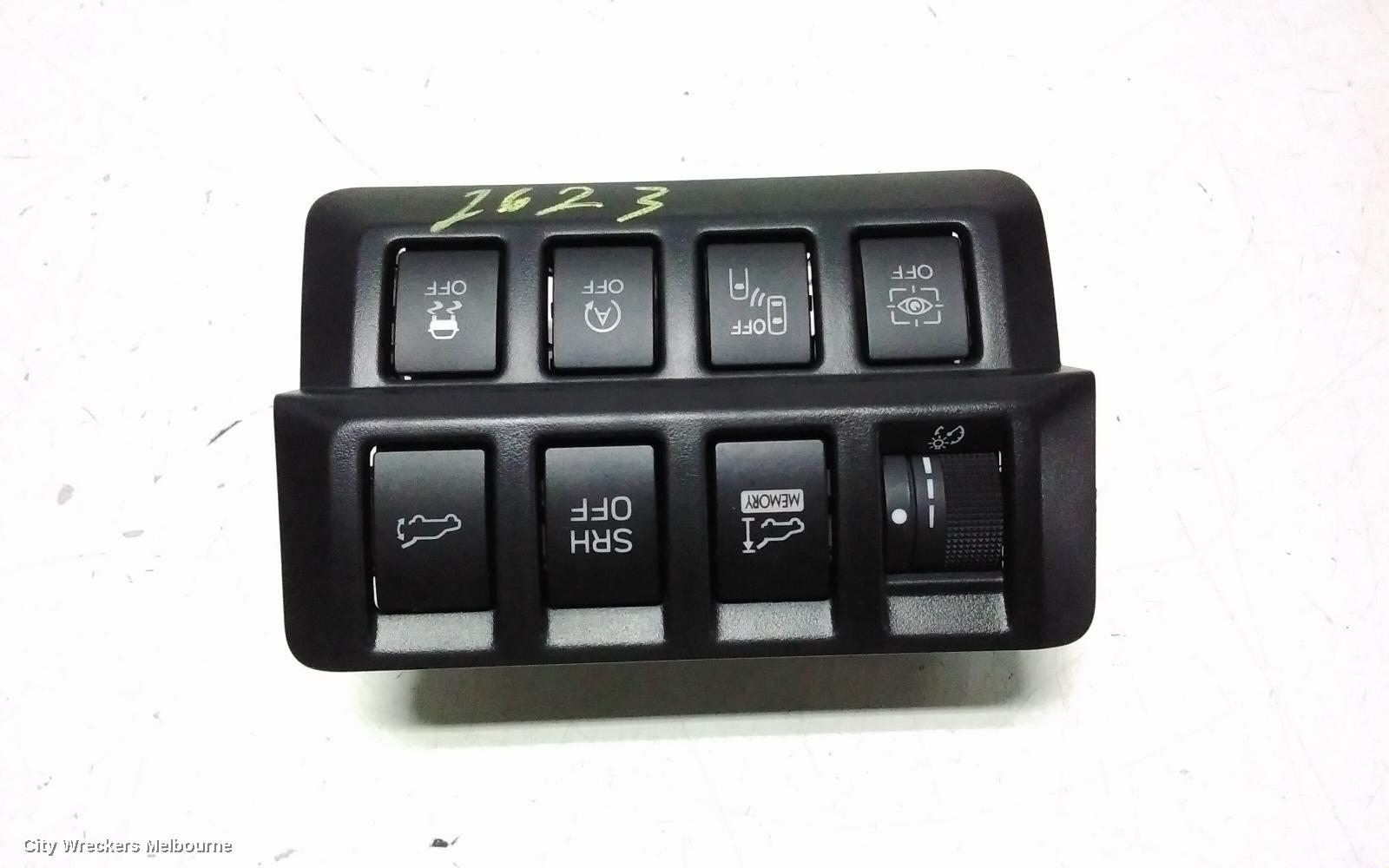 SUBARU FORESTER, SK, 08/2018 - 11/2024, SWITCH COMPARTMENT ON THE DASH RIGHT SIDE / CHECK PHOTO : 118131 - Image 3