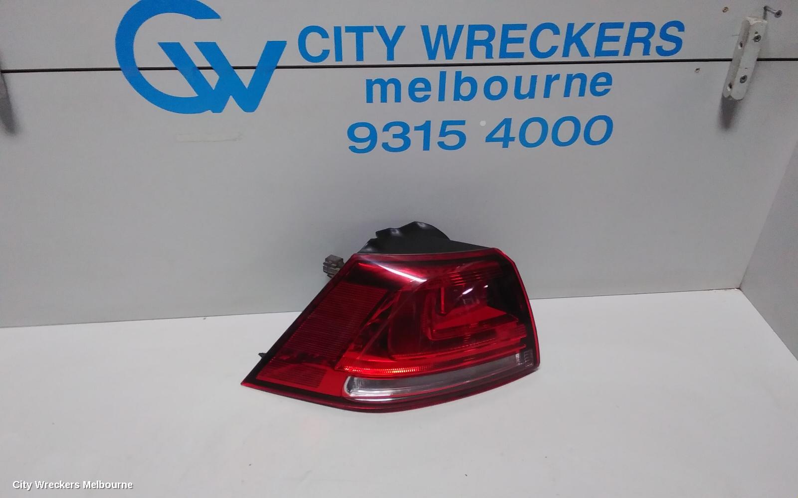 VOLKSWAGEN GOLF LEFT TAILLIGHT, GEN 7, HATCH, STANDARD, NON LED TYPE, 03/2013 - 03/2017 - Image 1